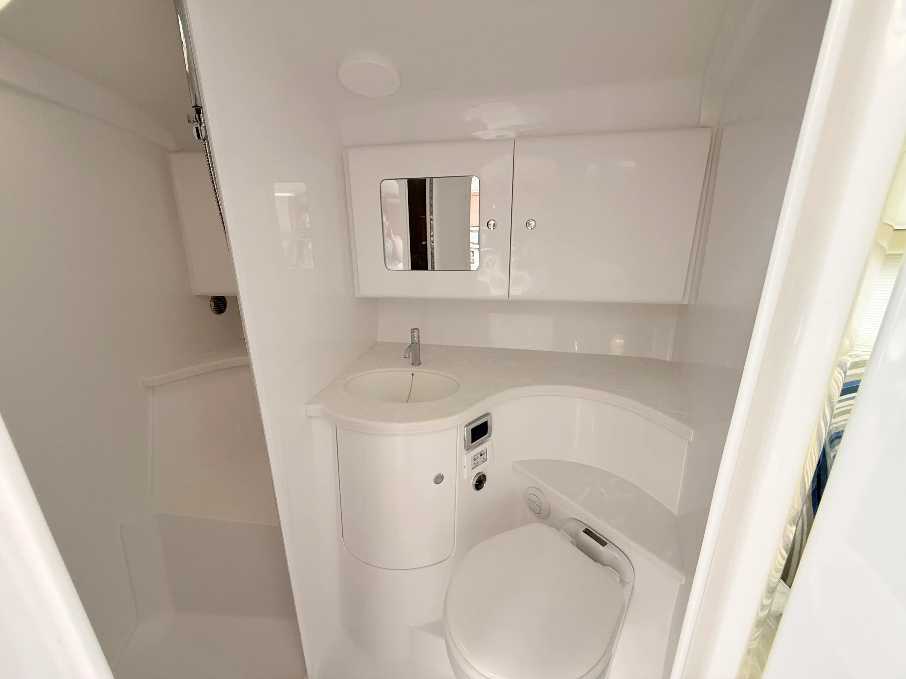 2026 Intrepid 41 Valor Image Thumbnail #63