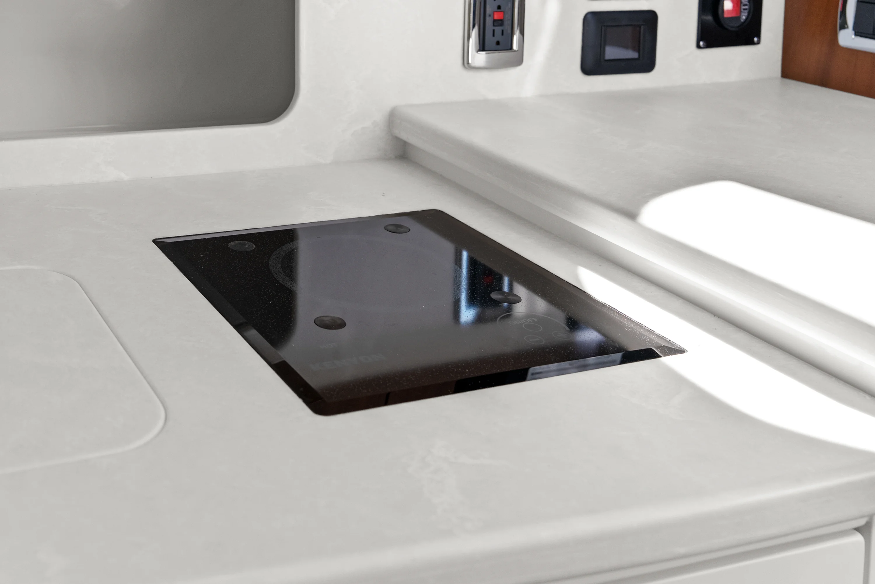 2026 Intrepid 41 Valor Image Thumbnail #28