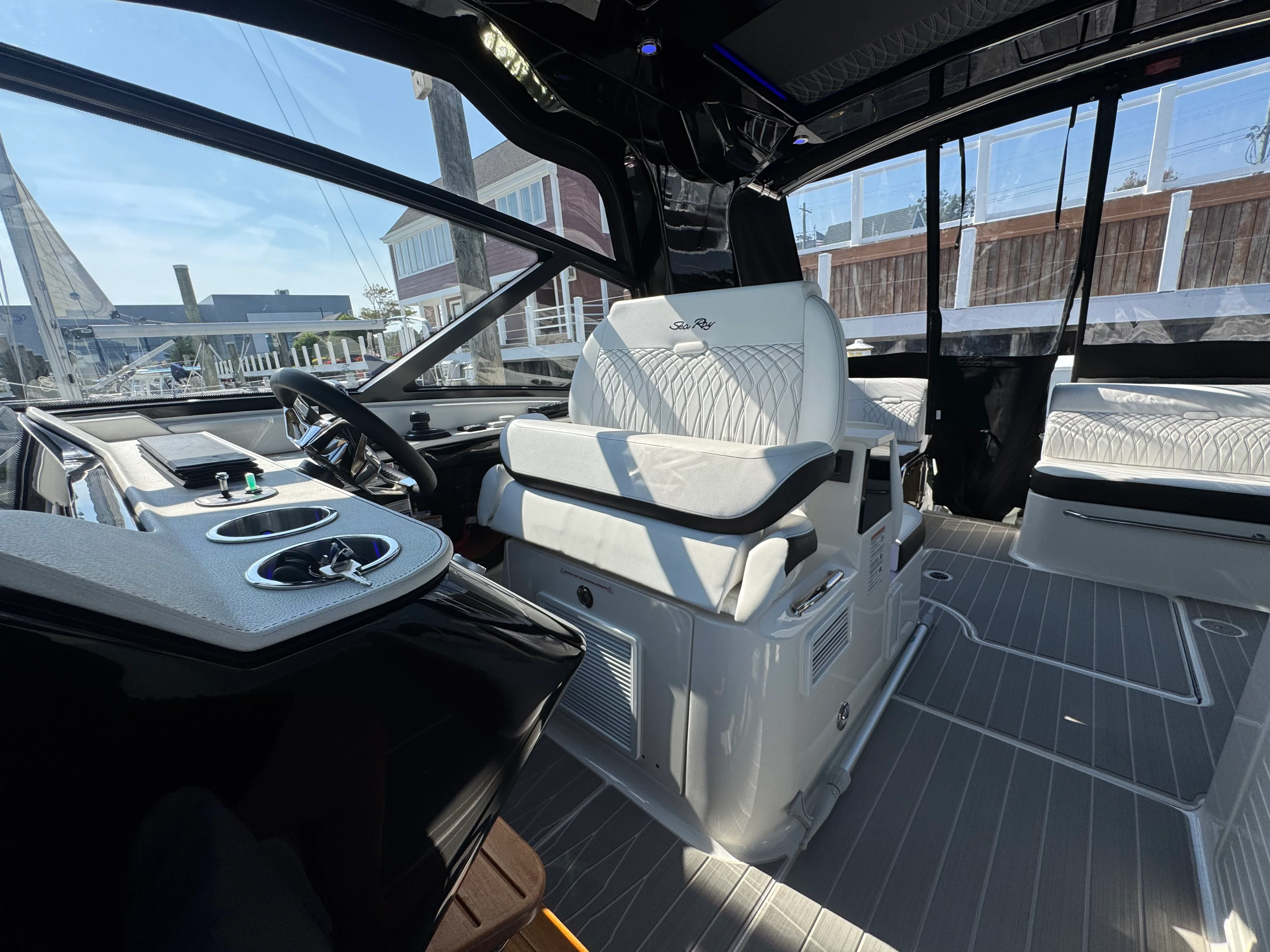 2025 Sea Ray 370 DA-OB Image Thumbnail #21