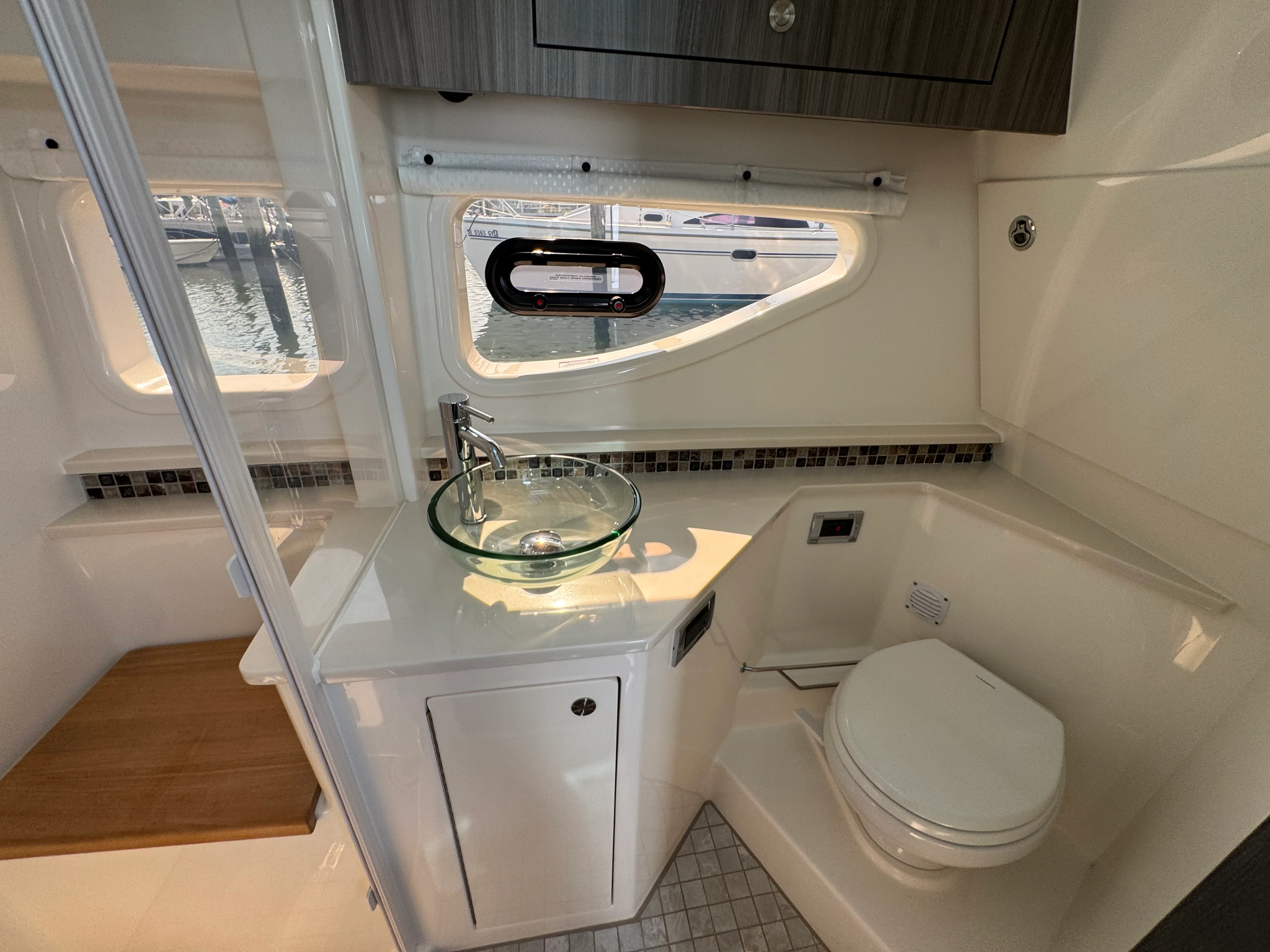 2025 Sea Ray 370 DA-OB Image Thumbnail #35