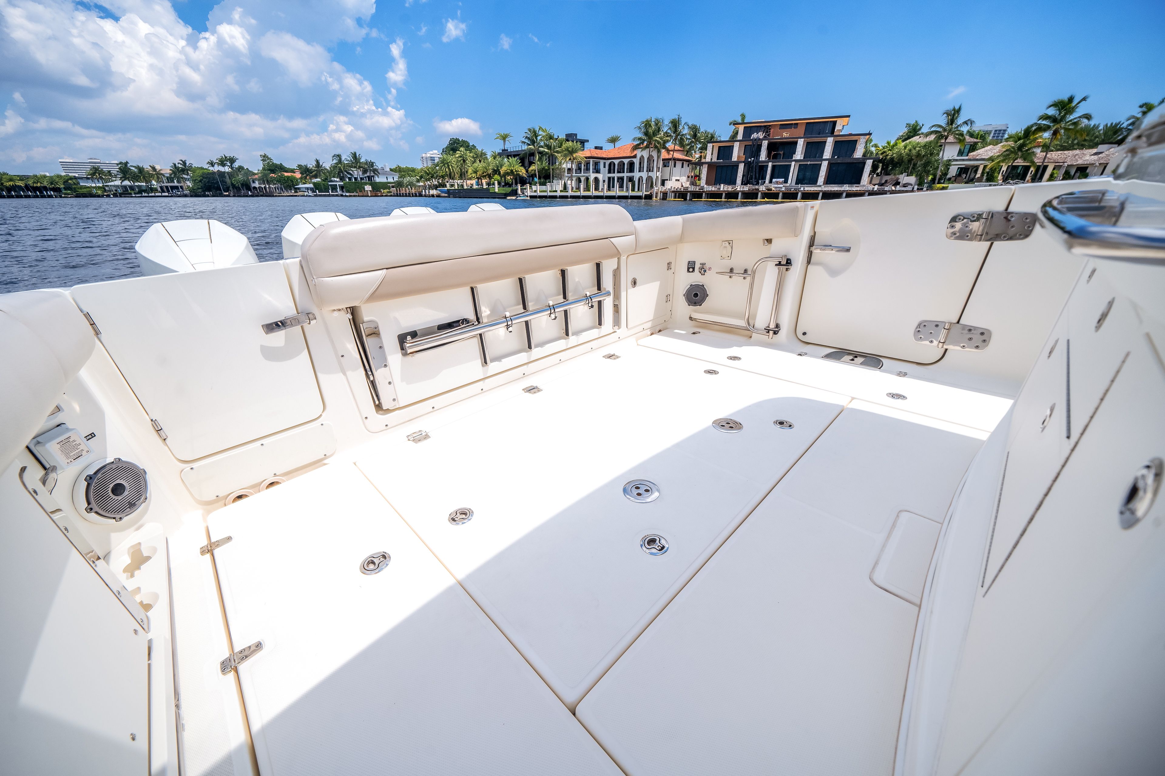 2022 Boston Whaler 380 OUTRAGE Image Thumbnail #31