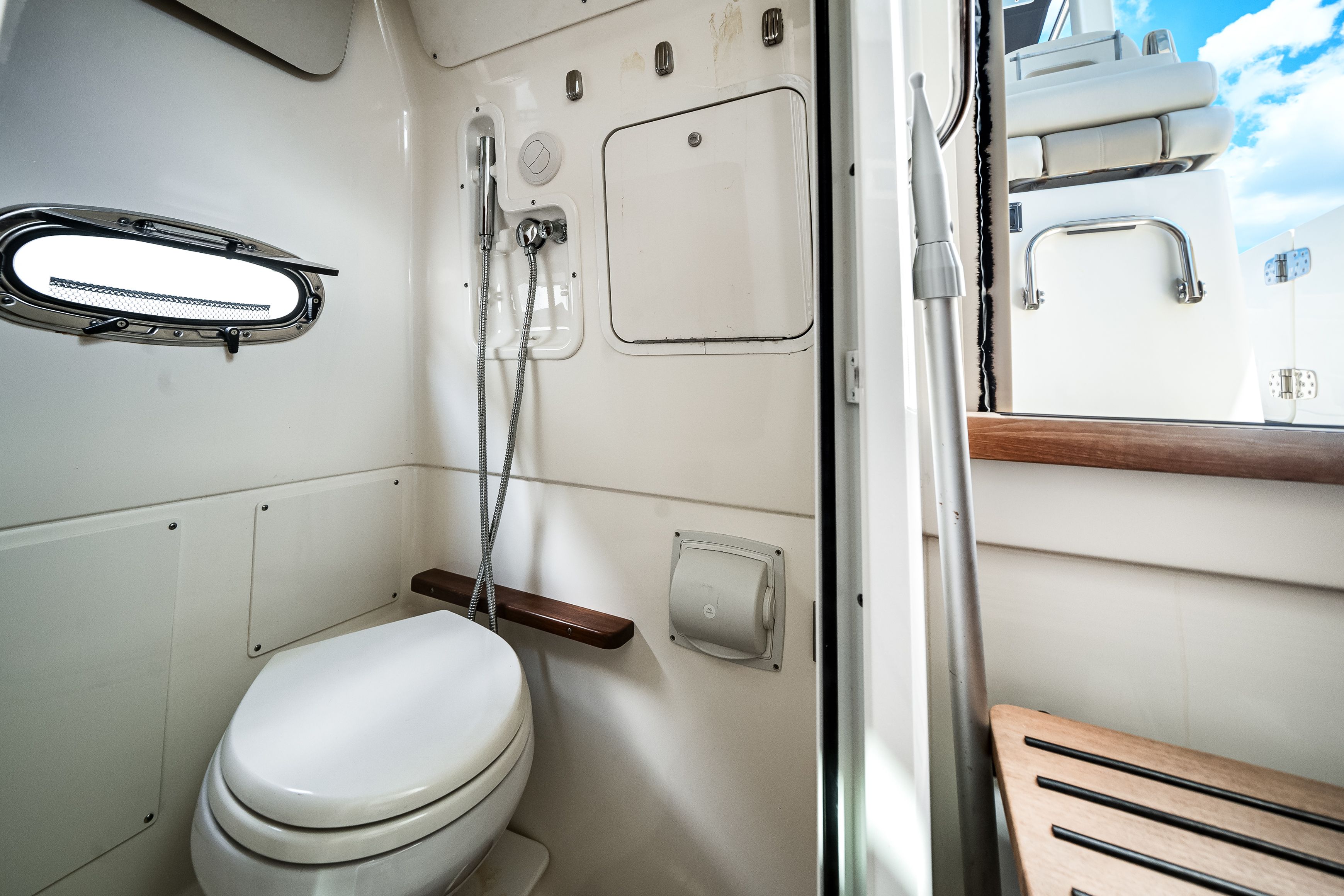 2022 Boston Whaler 380 OUTRAGE Image Thumbnail #54