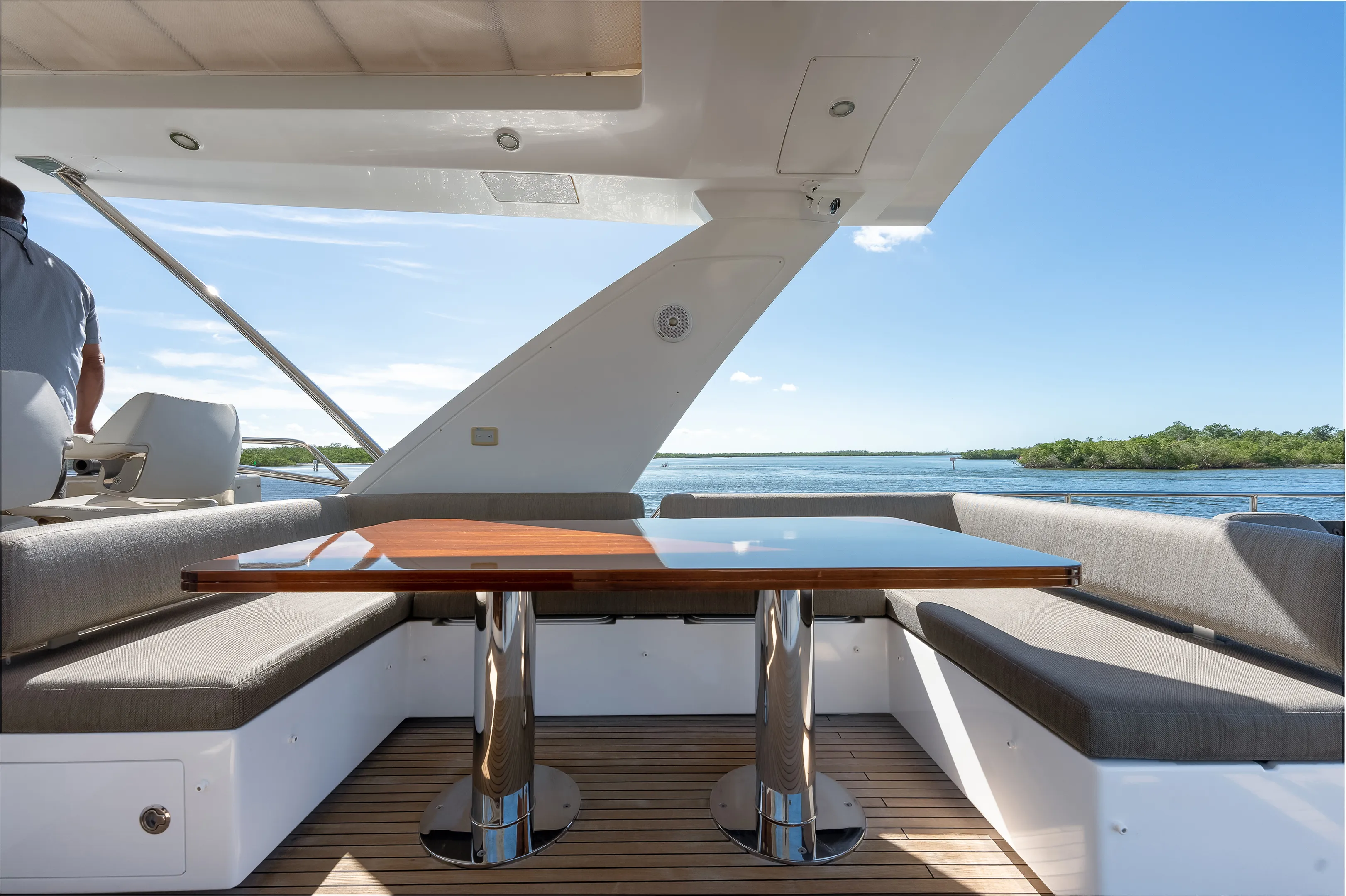 2018 Azimut 66 FLY Image Thumbnail #44