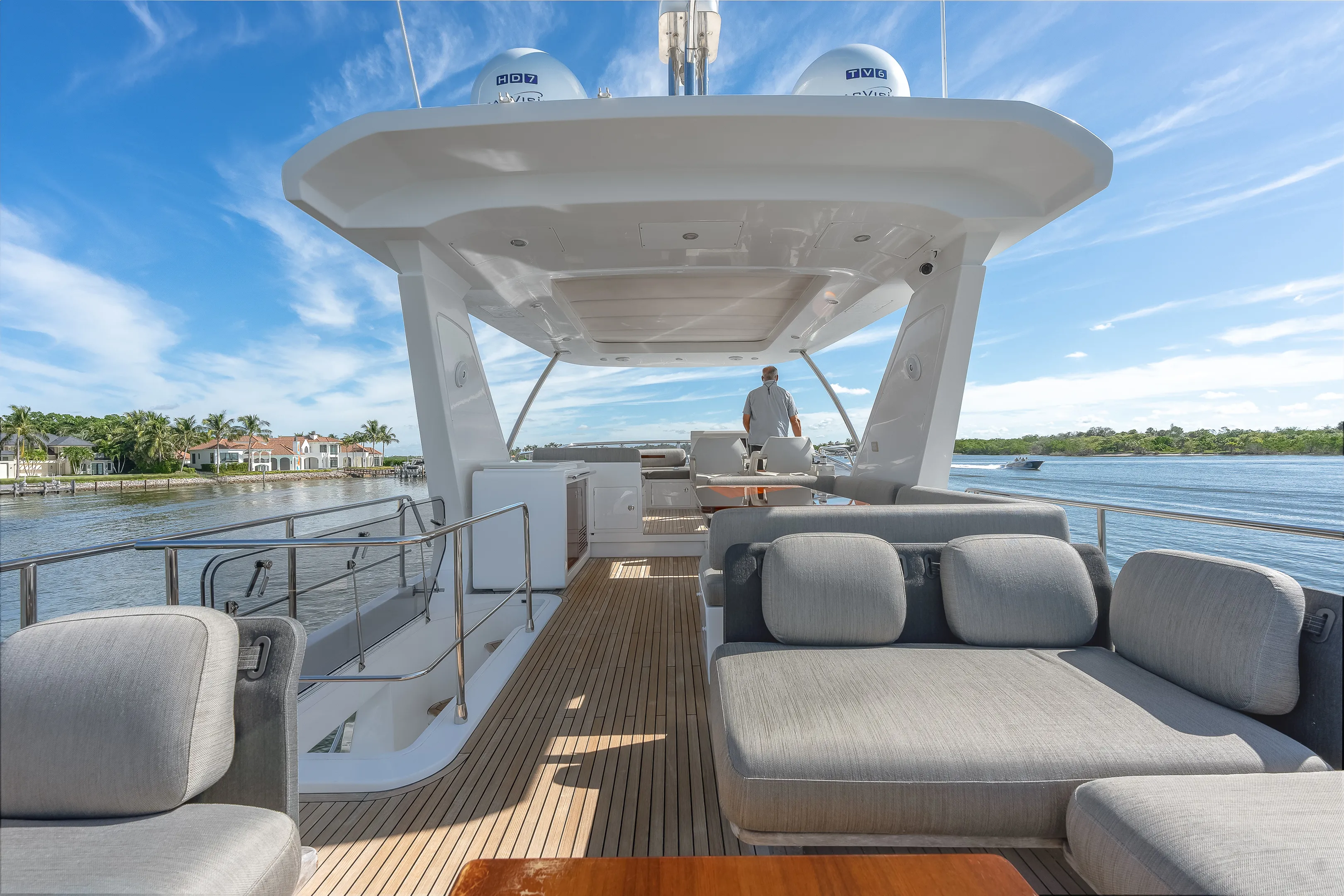 2018 Azimut 66 FLY Image Thumbnail #40