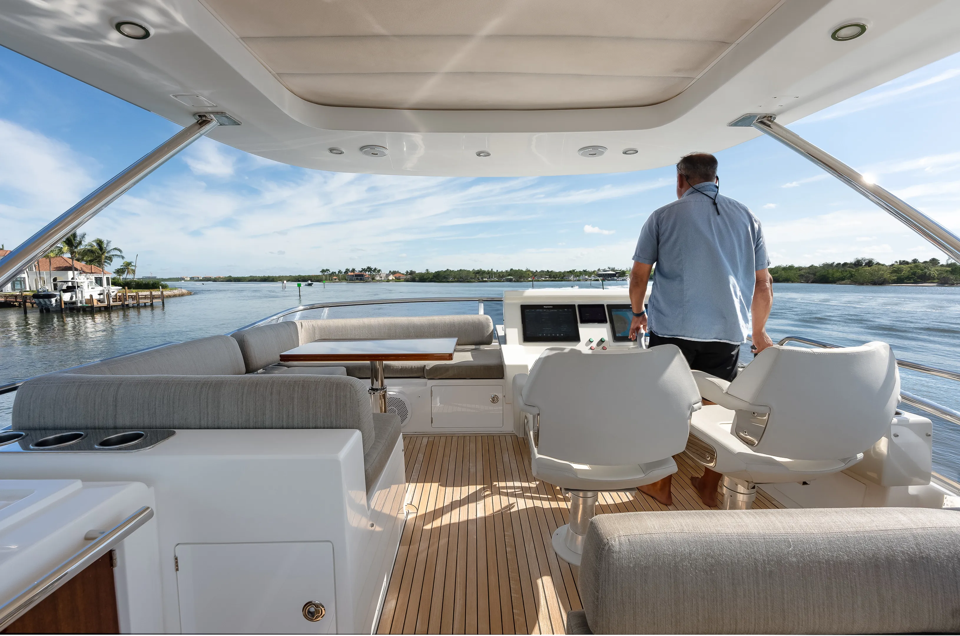 2018 Azimut 66 FLY Image Thumbnail #41