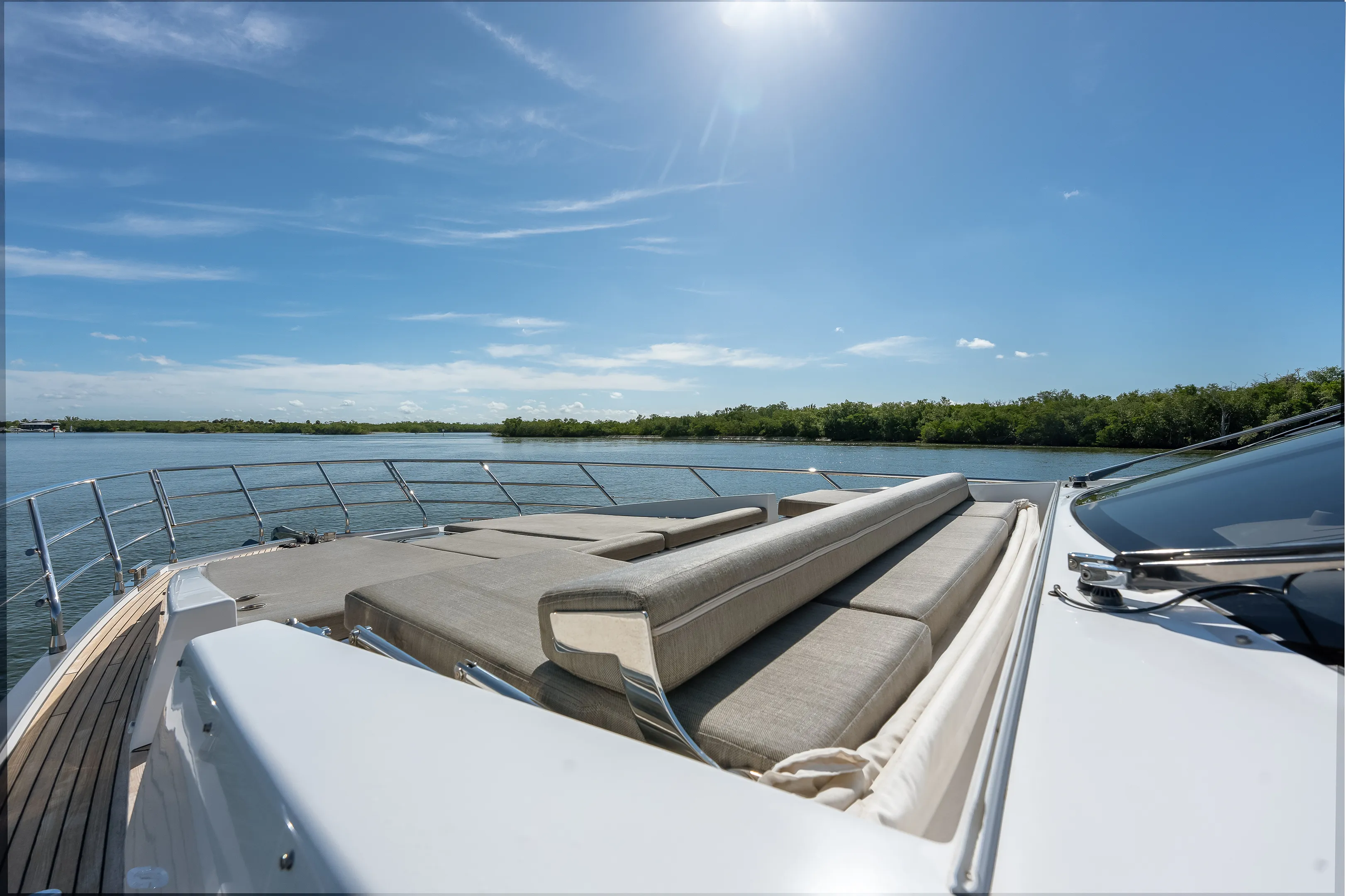 2018 Azimut 66 FLY Image Thumbnail #6