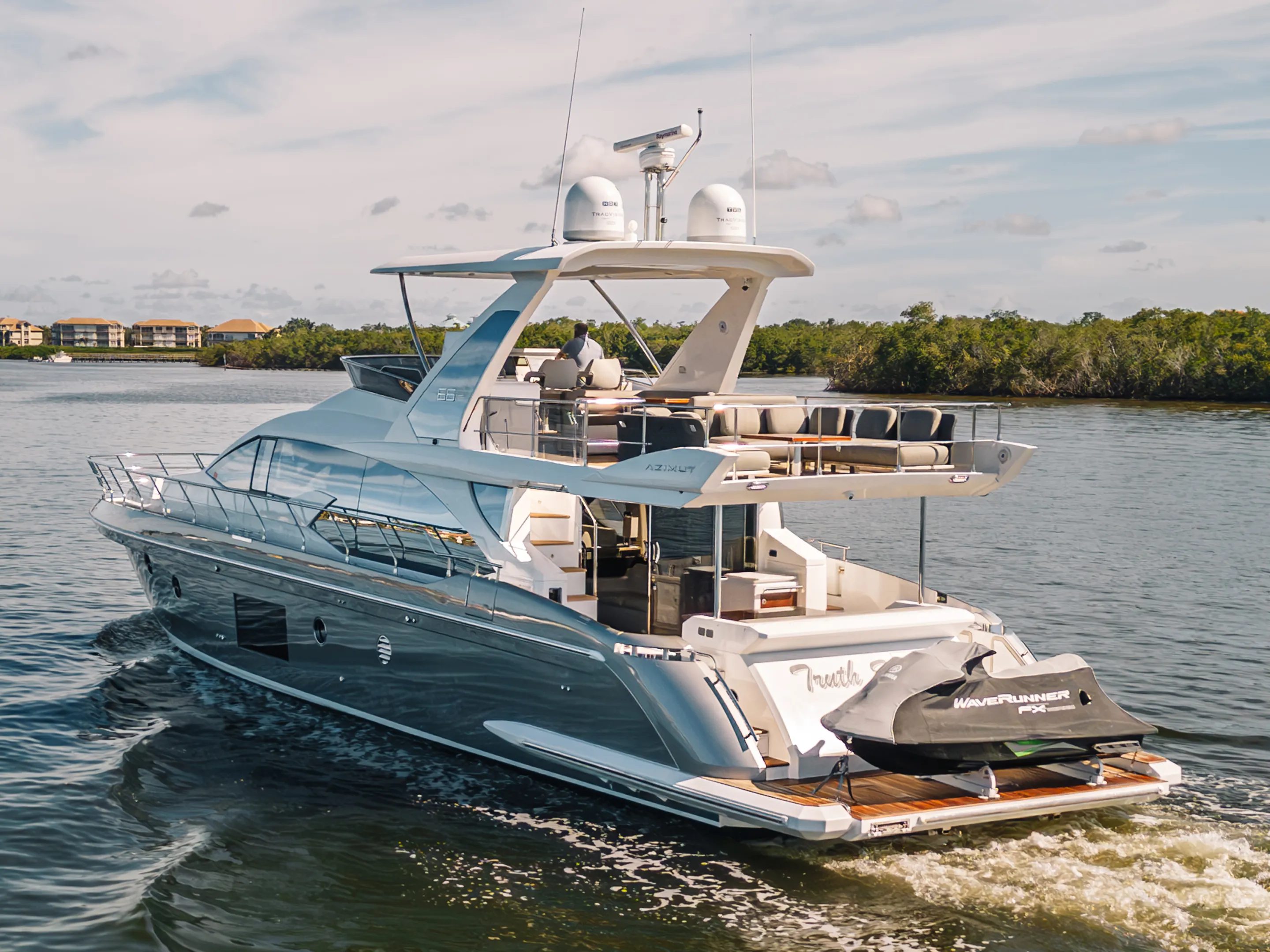 2018 Azimut 66 FLY Image Thumbnail #4