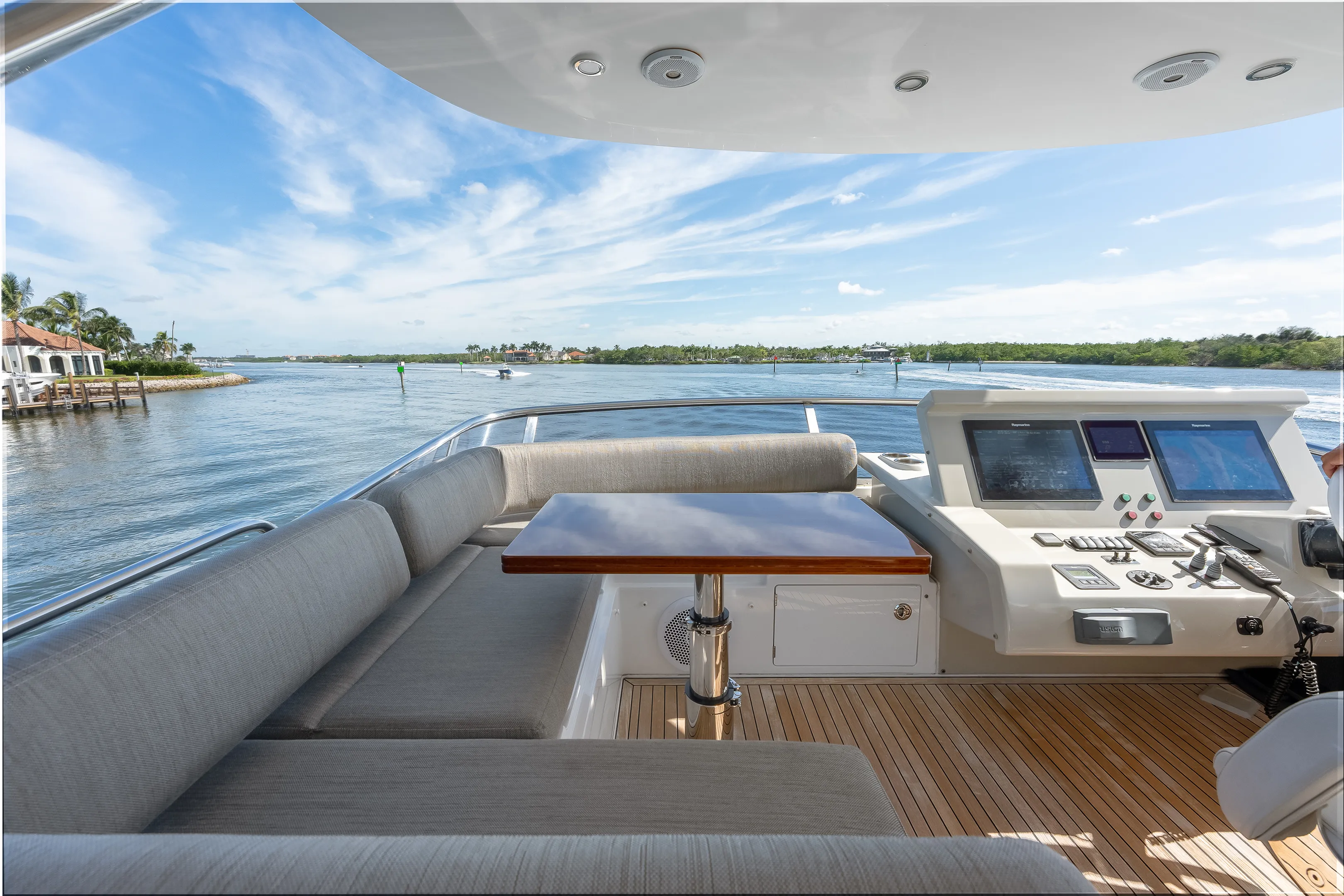 2018 Azimut 66 FLY Image Thumbnail #43