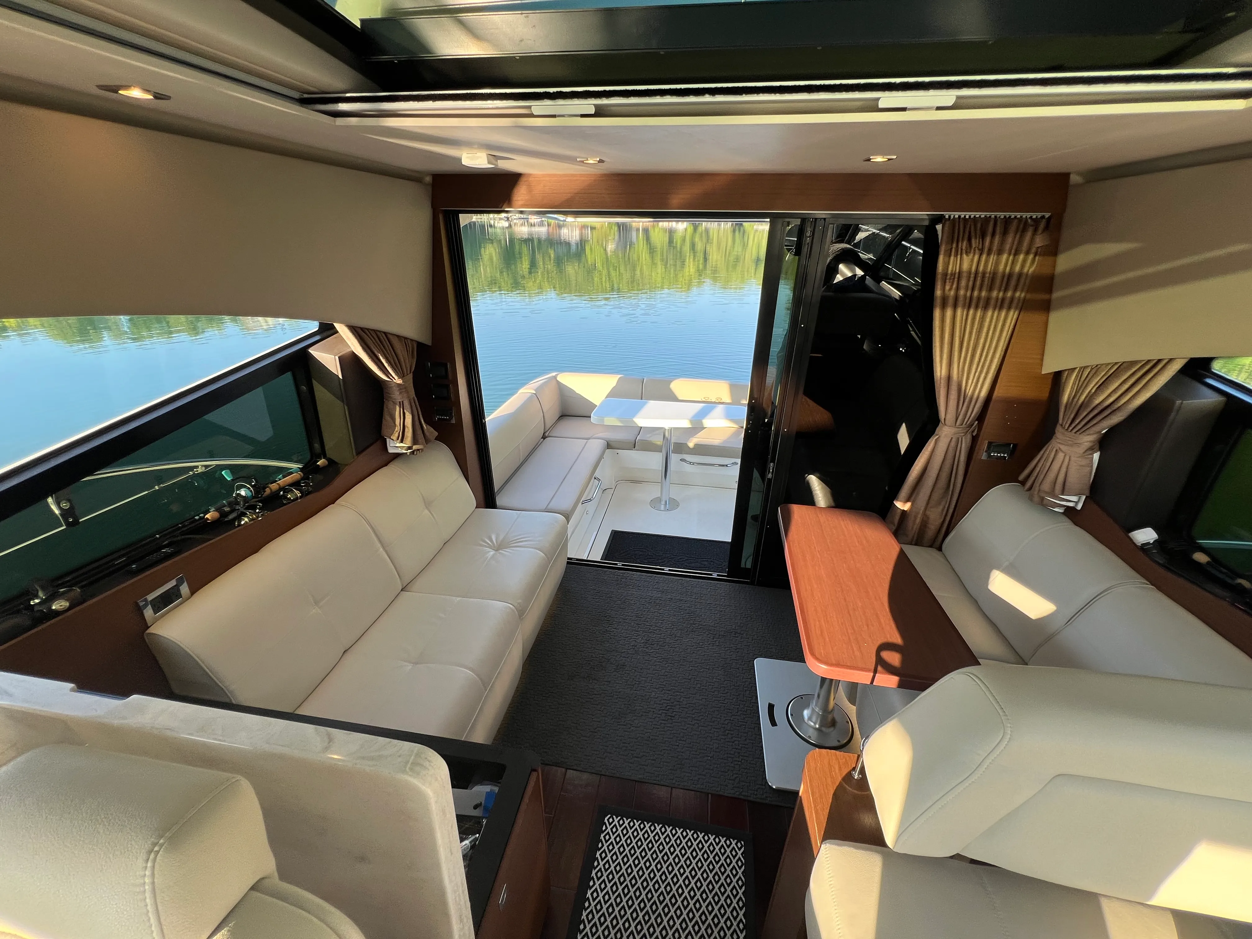 2016 Sea Ray 470 SUNDANCER Image Thumbnail #69