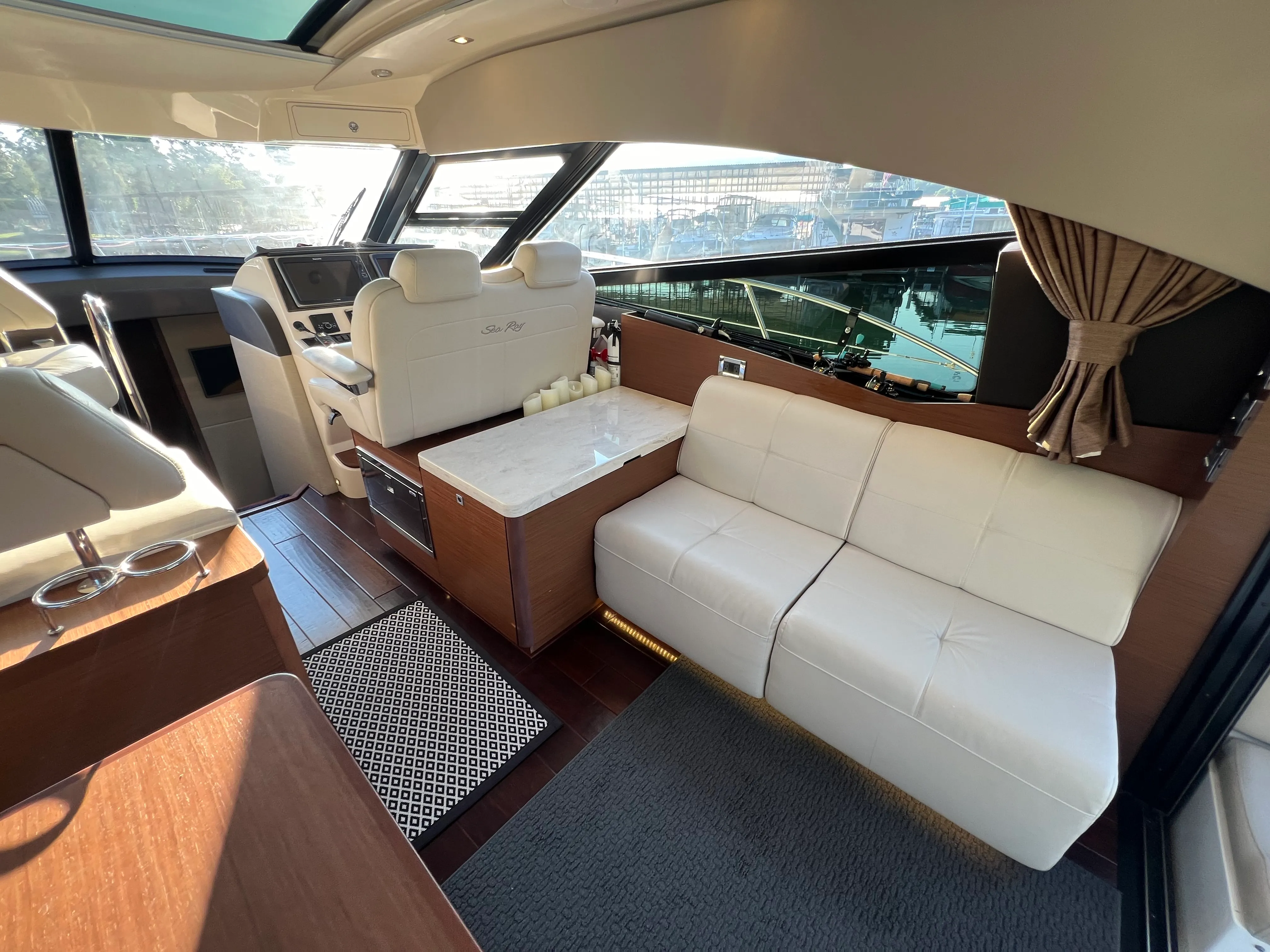 2016 Sea Ray 470 SUNDANCER Image Thumbnail #41