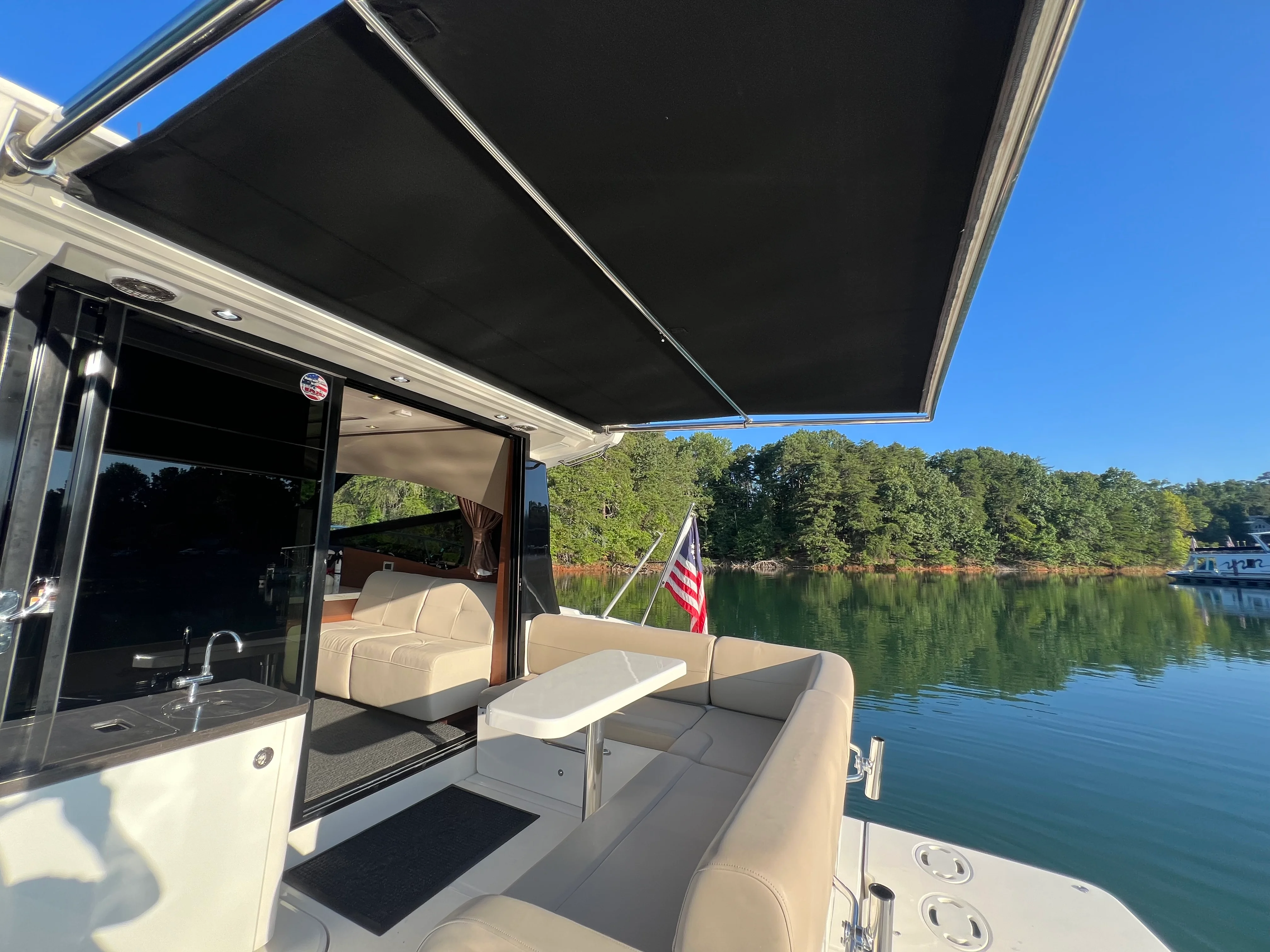 2016 Sea Ray 470 SUNDANCER Image Thumbnail #35