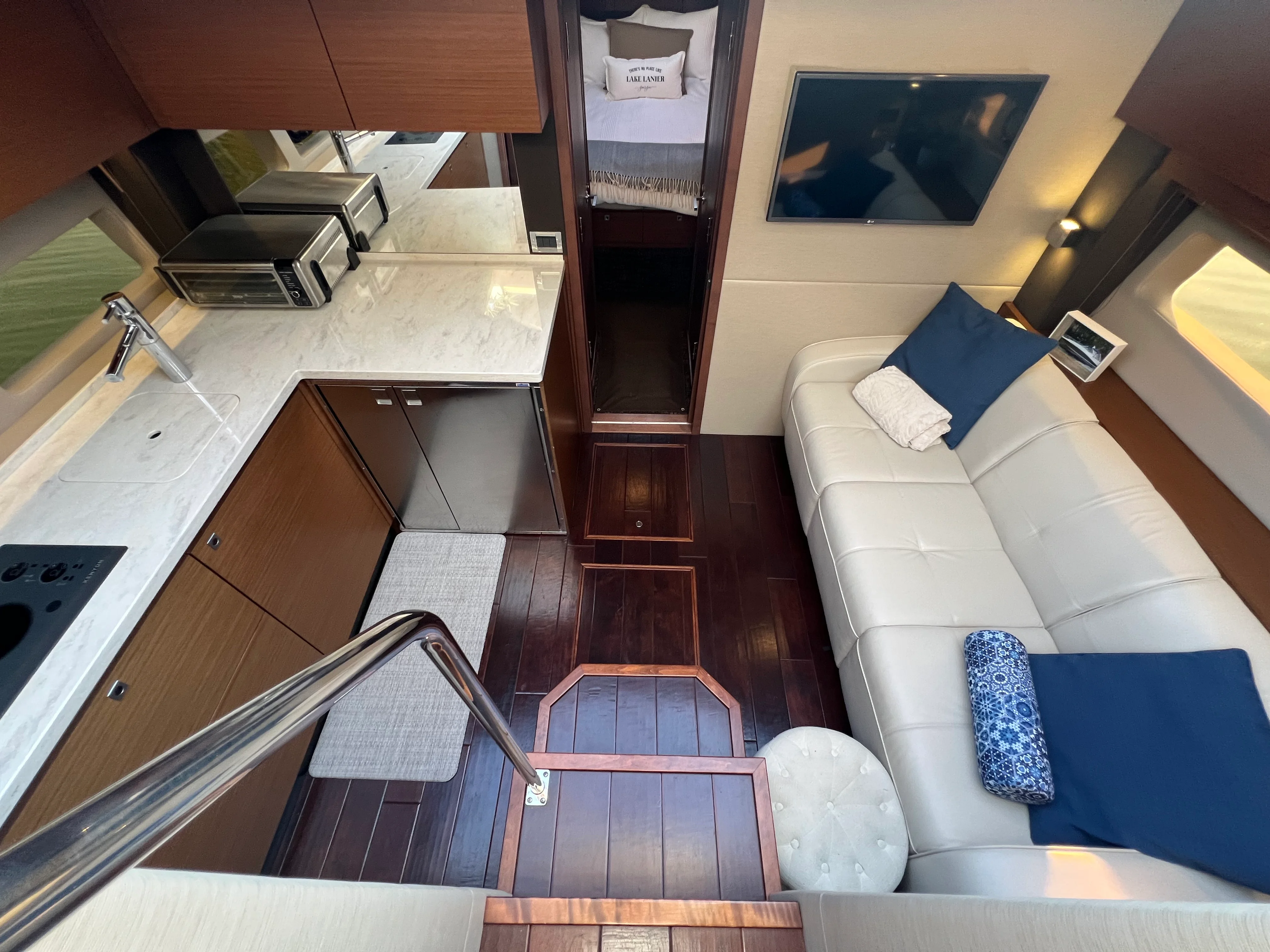 2016 Sea Ray 470 SUNDANCER Image Thumbnail #49