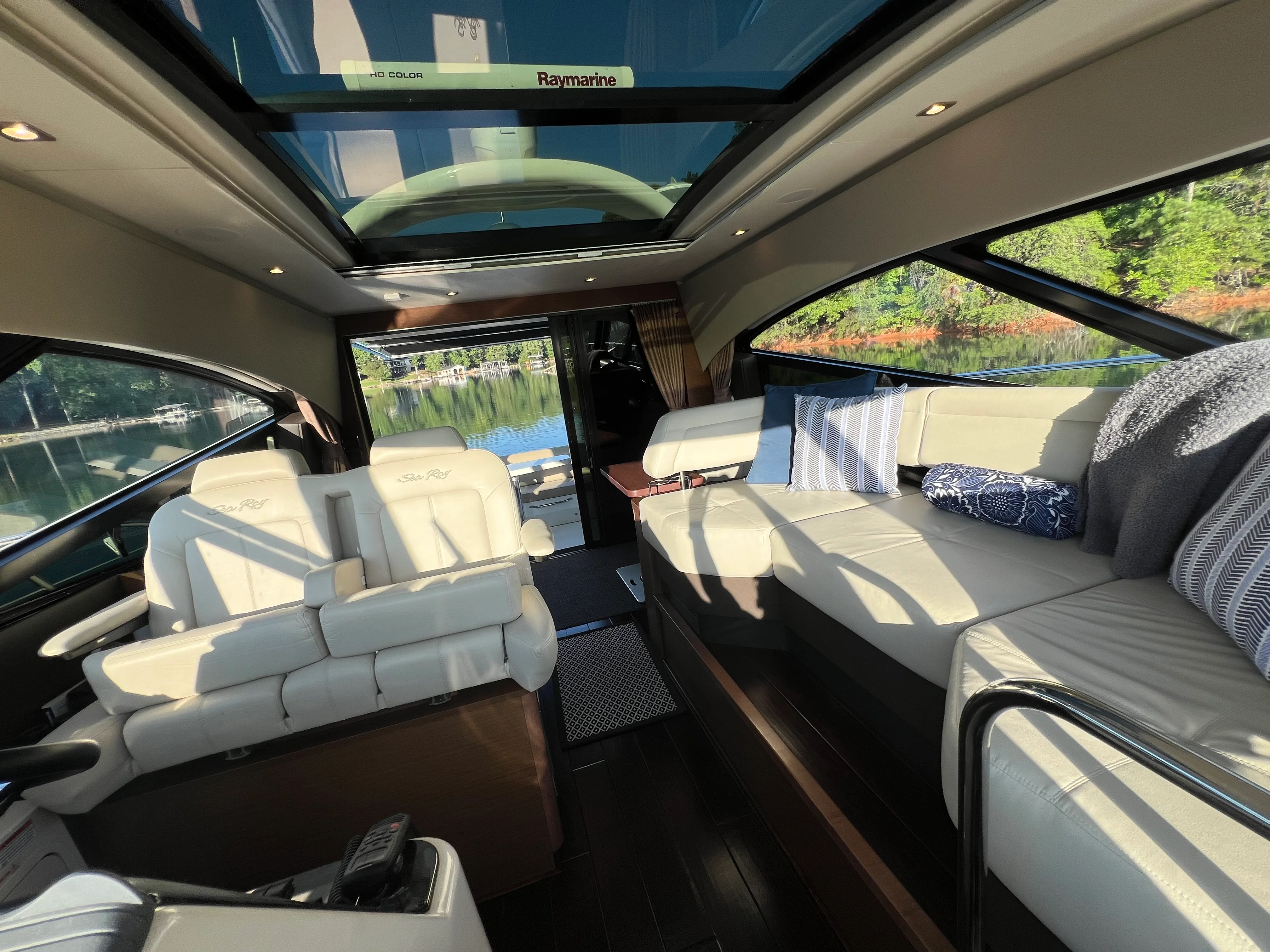 2016 Sea Ray 470 SUNDANCER Image Thumbnail #68