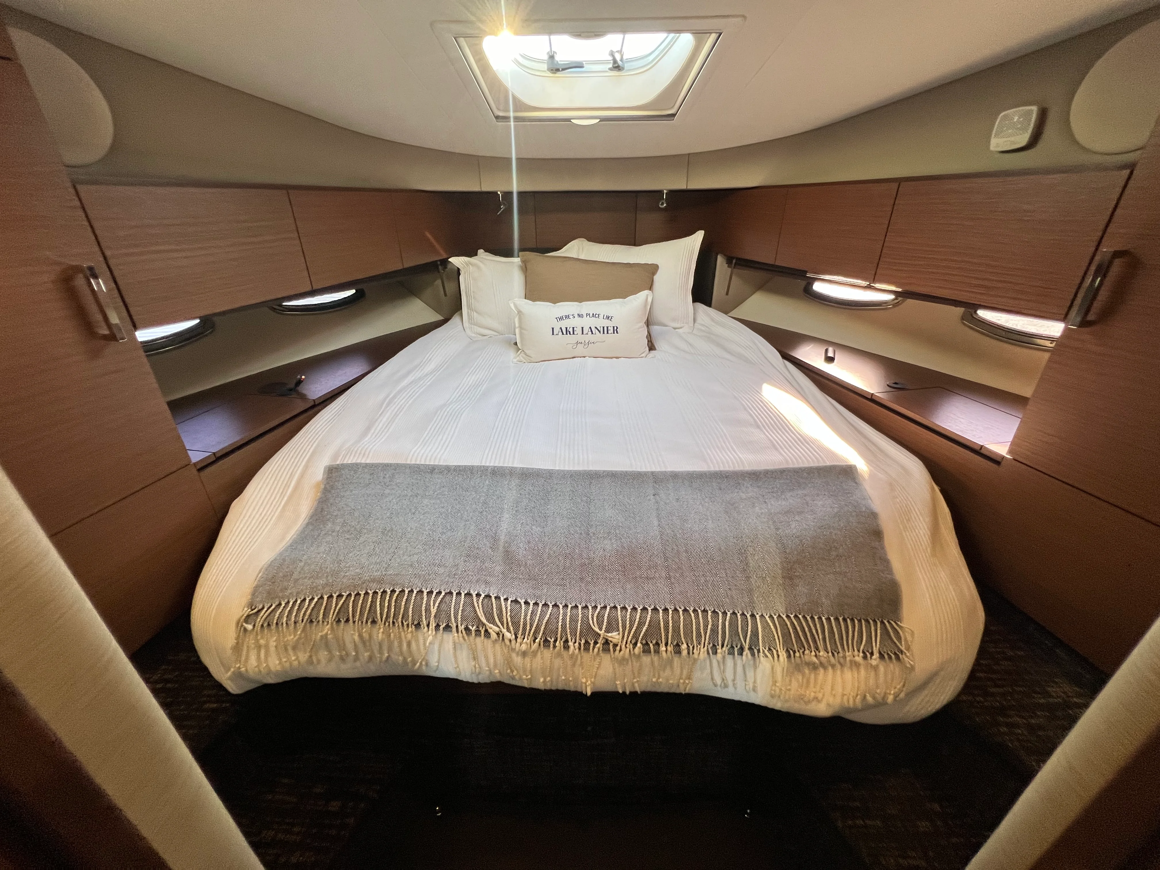 2016 Sea Ray 470 SUNDANCER Image Thumbnail #55