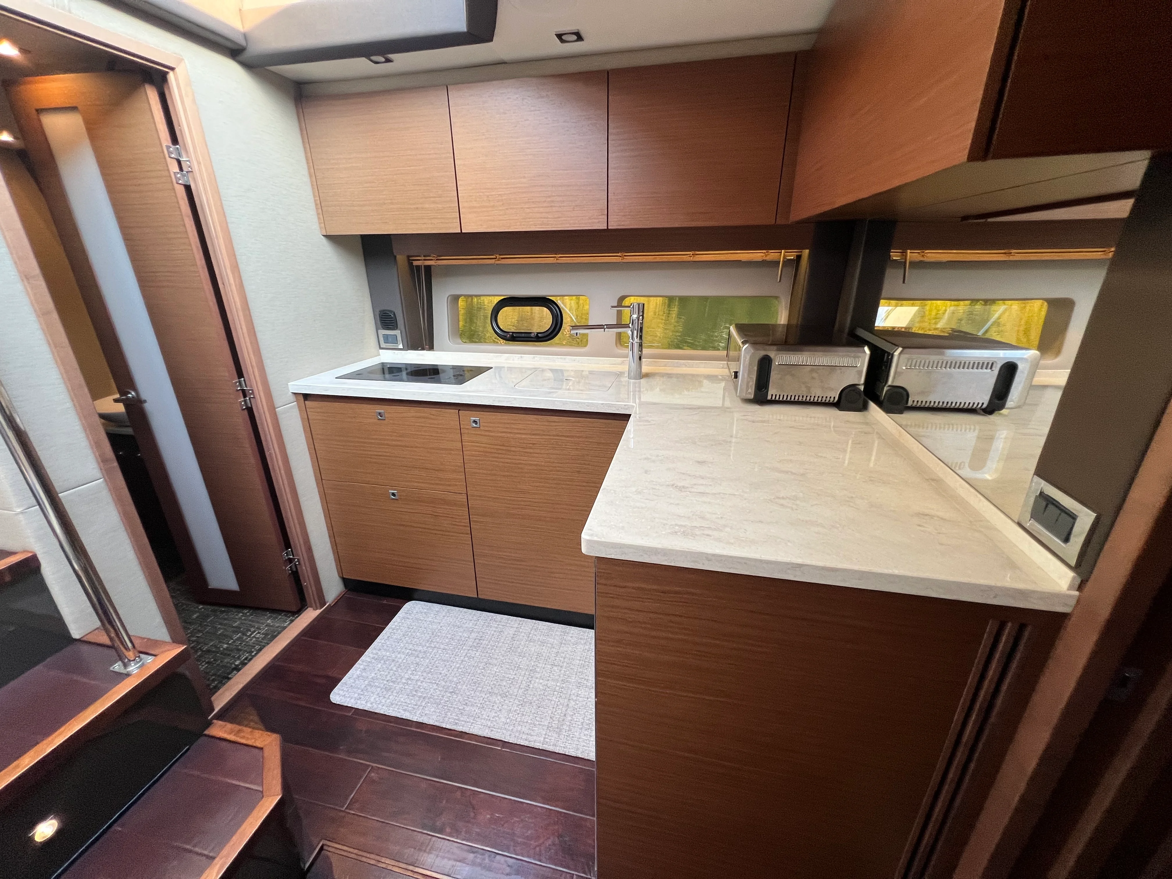2016 Sea Ray 470 SUNDANCER Image Thumbnail #50