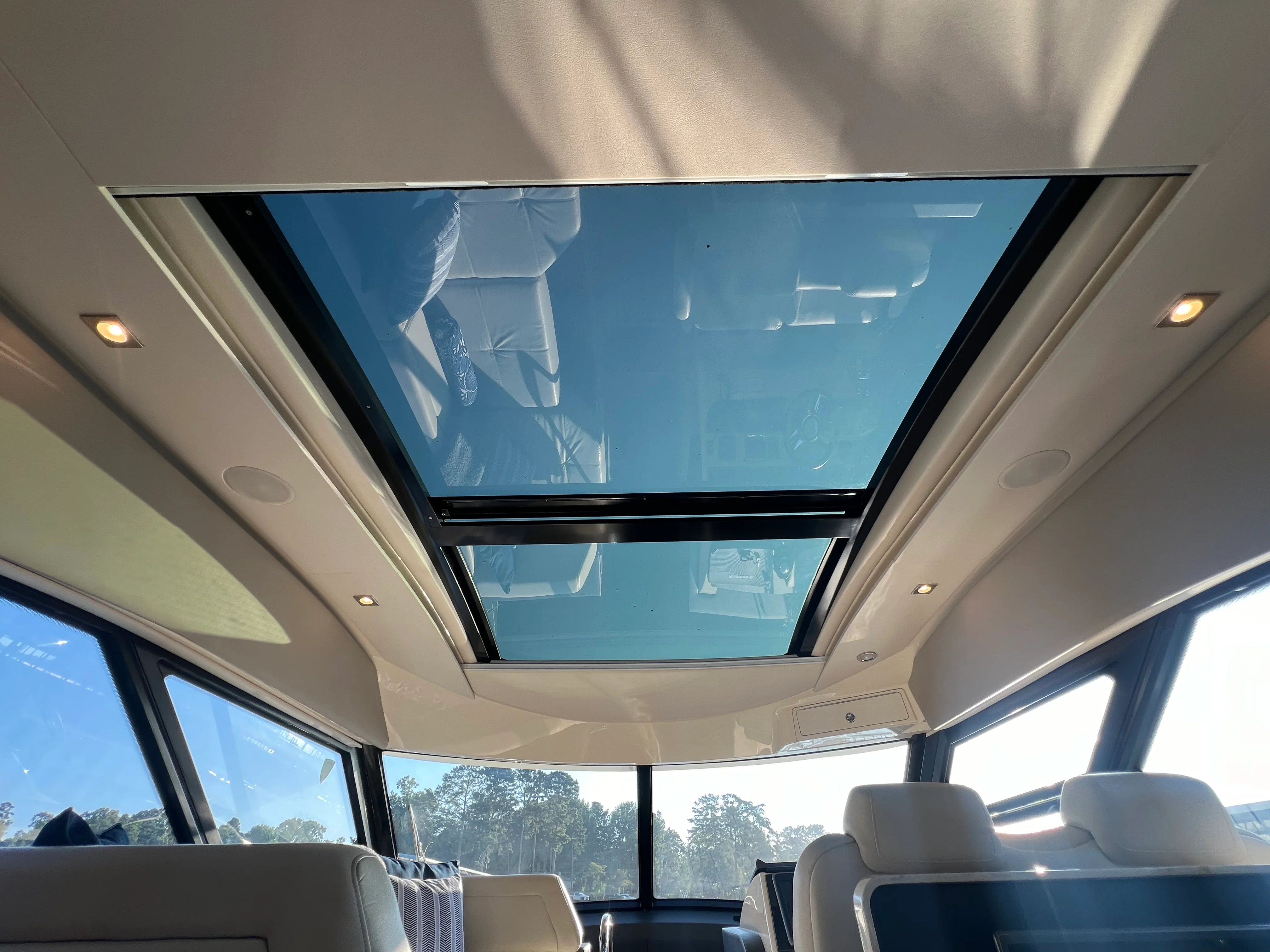 2016 Sea Ray 470 SUNDANCER Image Thumbnail #46