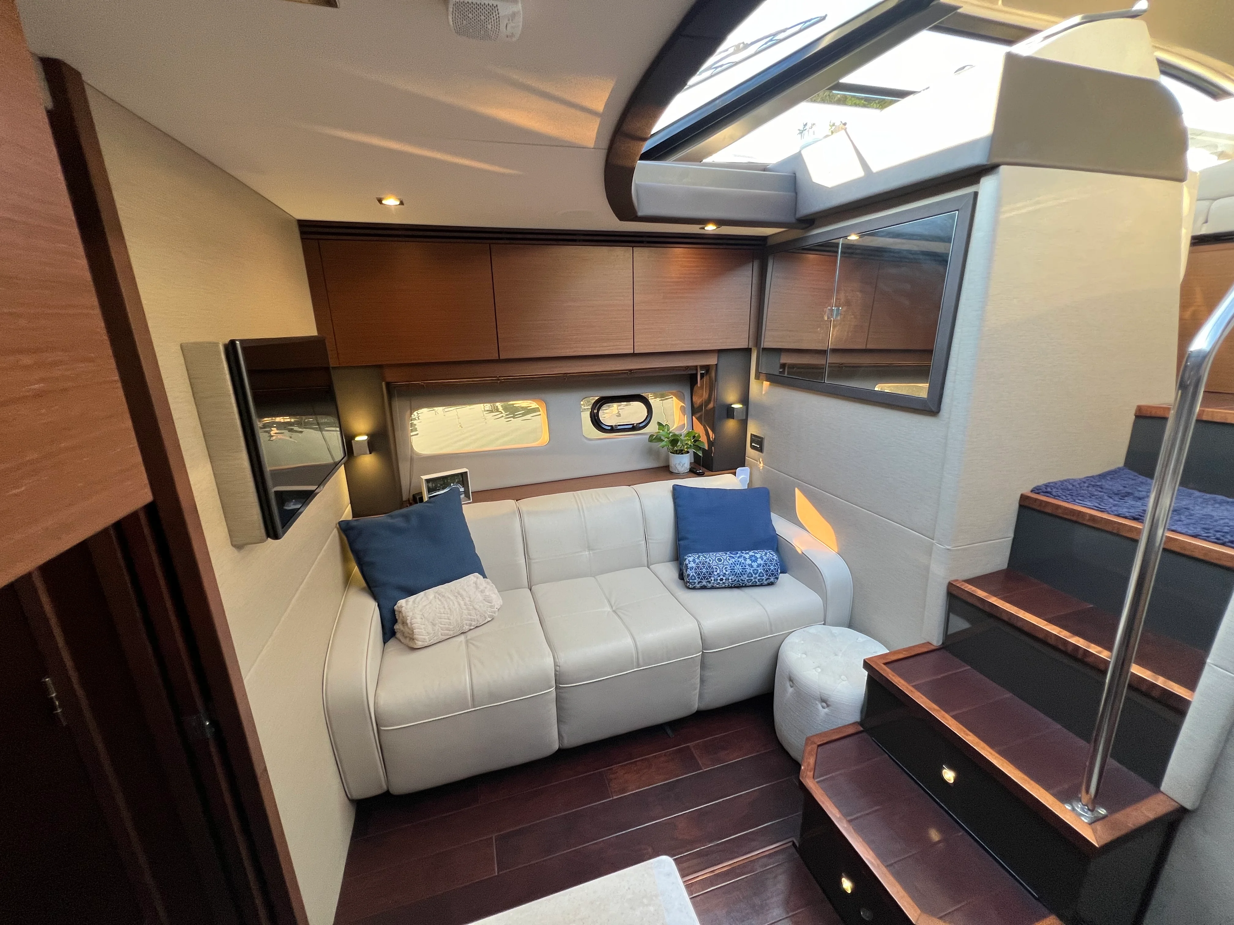 2016 Sea Ray 470 SUNDANCER Image Thumbnail #51
