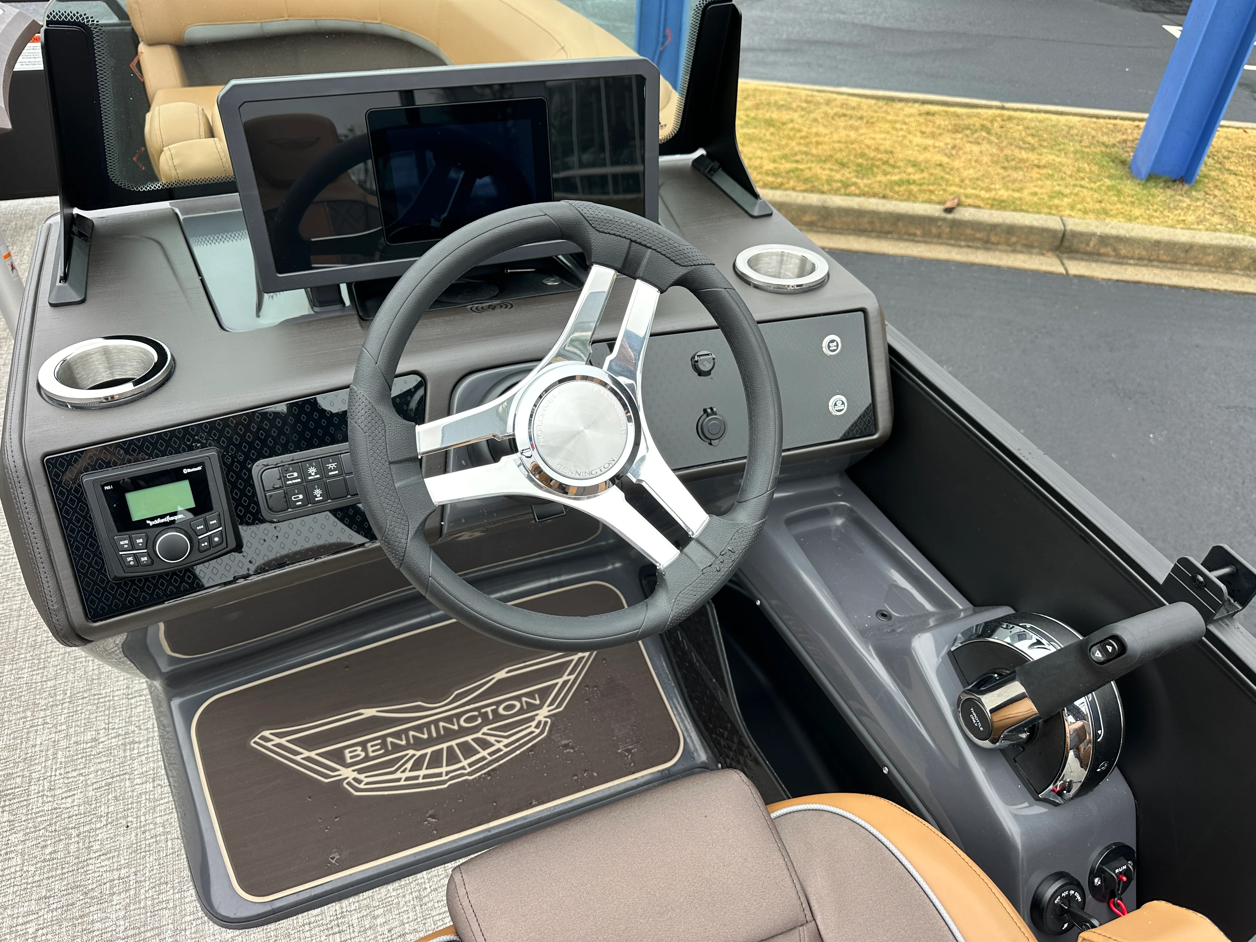 2026 Bennington 22MSB Image Thumbnail #15