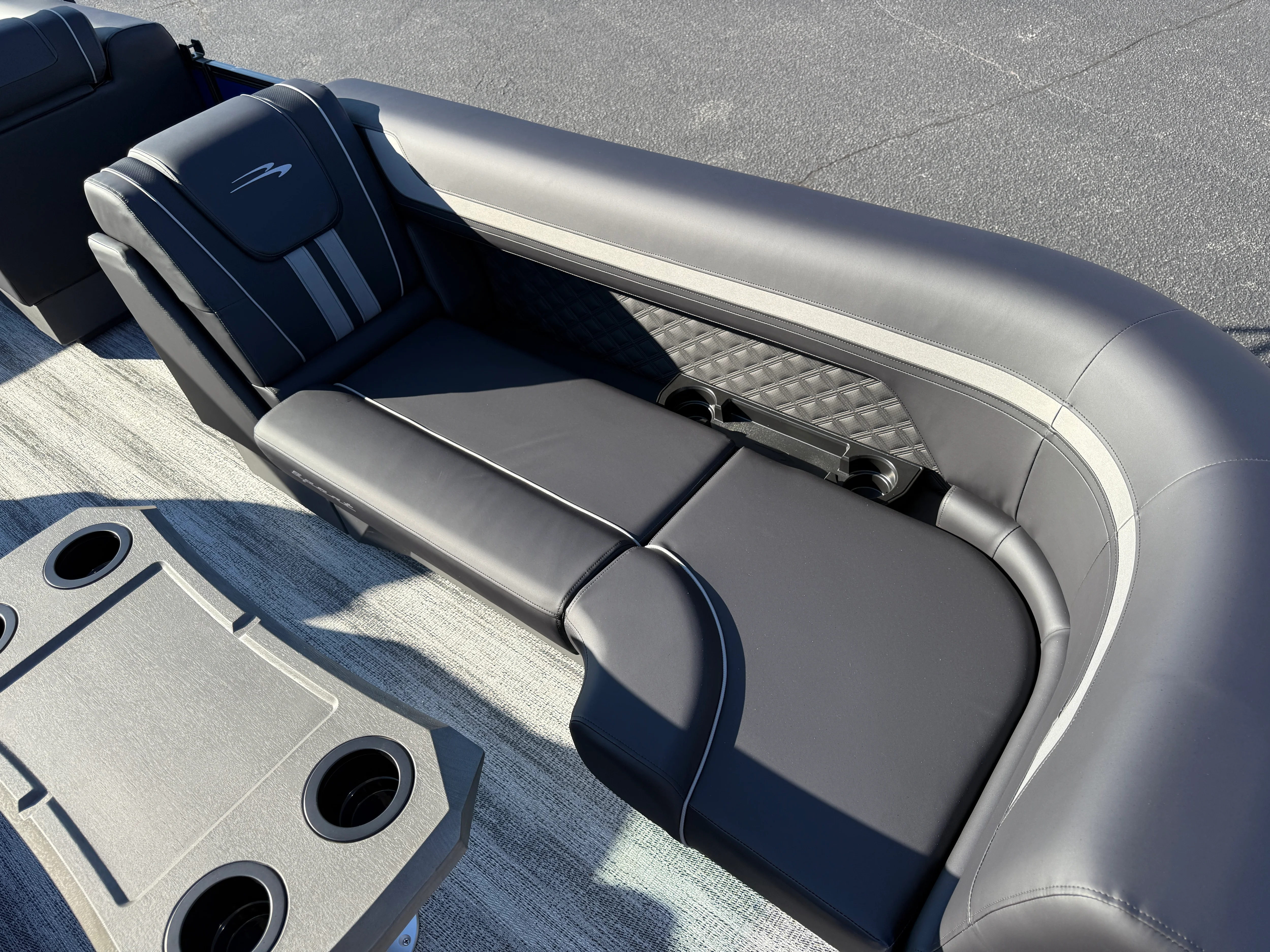 2026 Bennington 23SSB Image Thumbnail #16