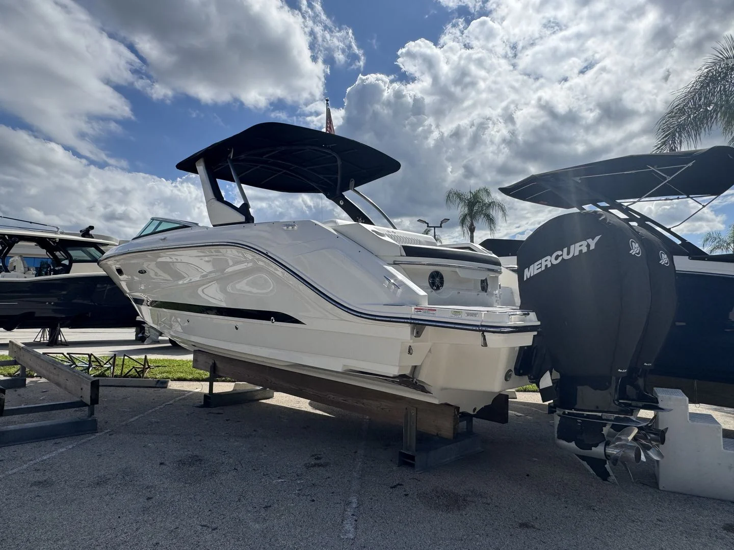 2019 Sea Ray 310 SLX OUTBOARD Image Thumbnail #0