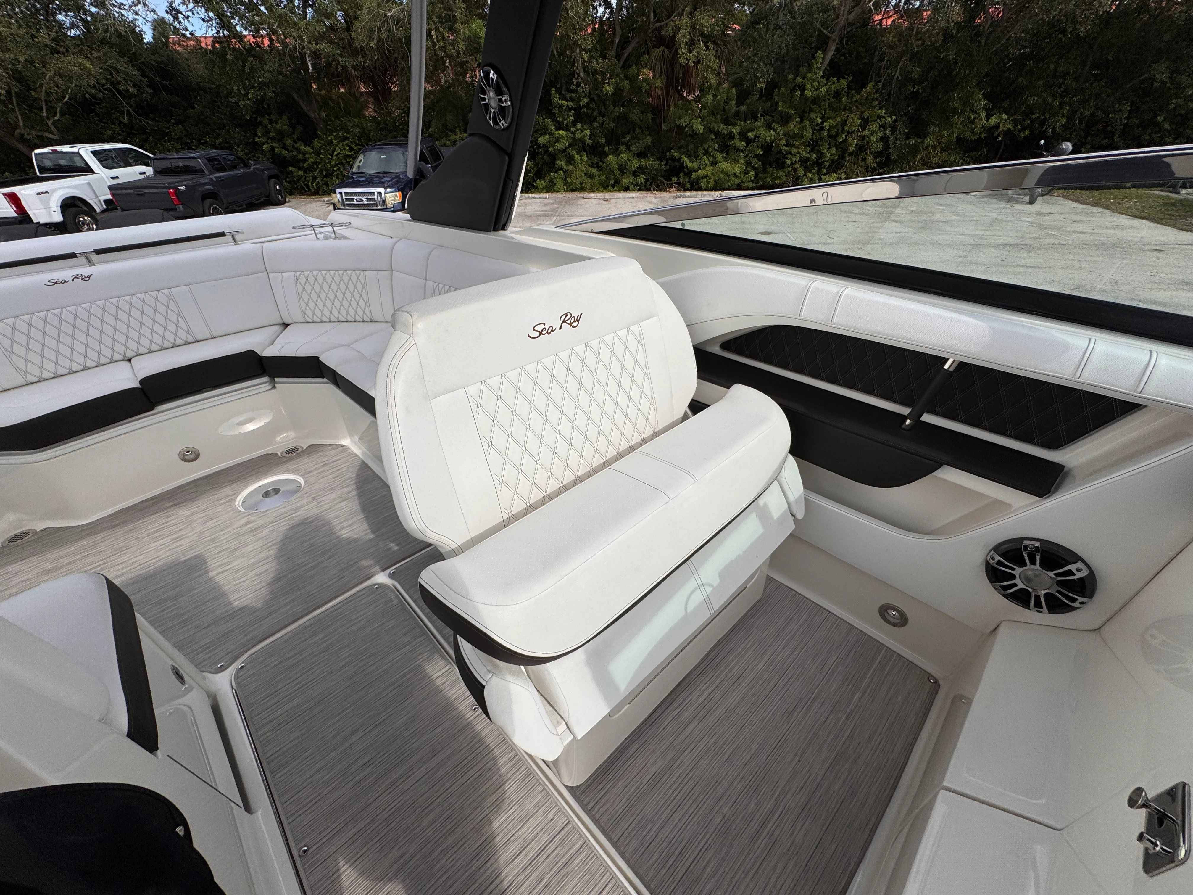 2019 Sea Ray 310 SLX OUTBOARD Image Thumbnail #14