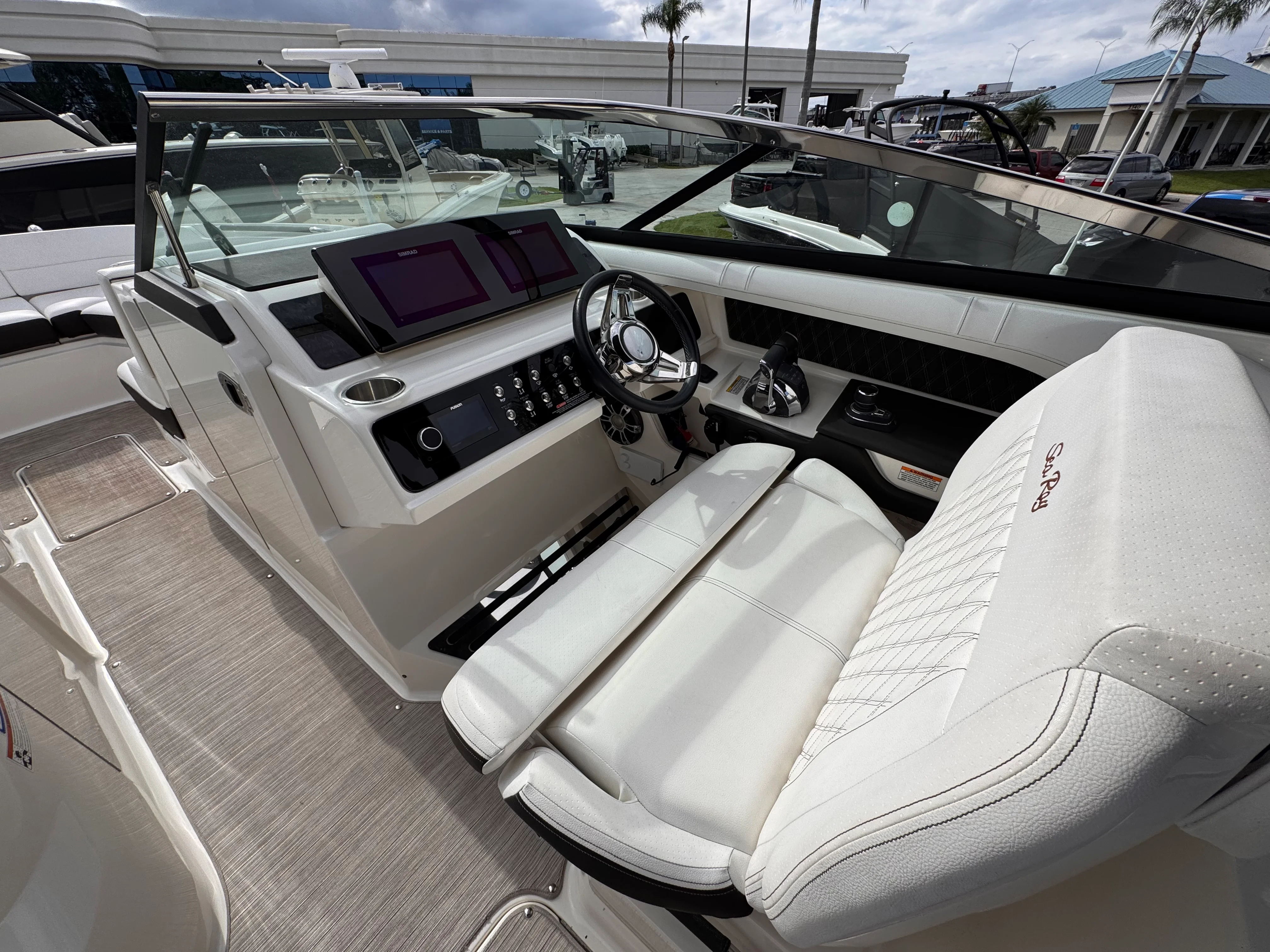 2019 Sea Ray 310 SLX OUTBOARD Image Thumbnail #16