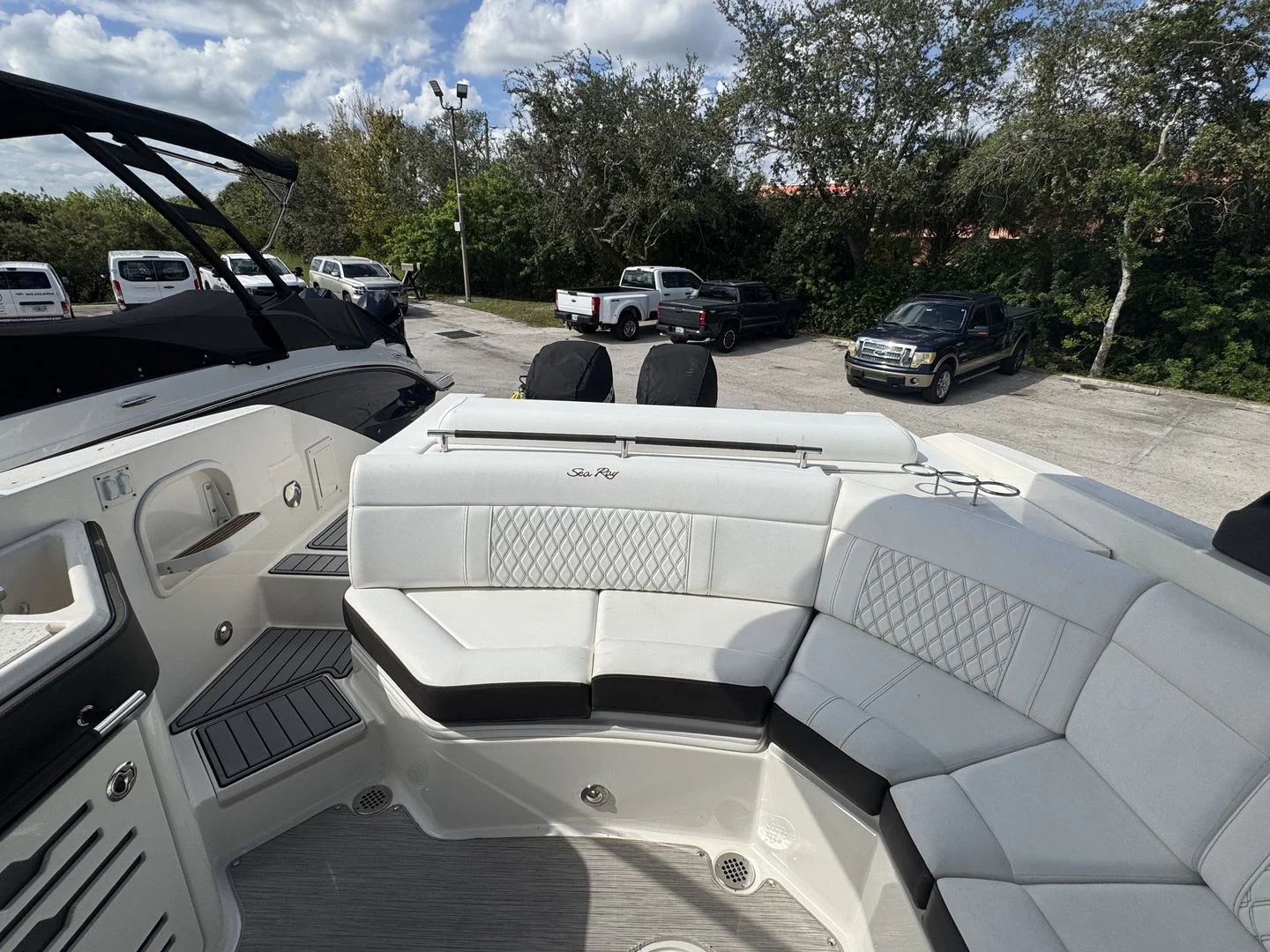 2019 Sea Ray 310 SLX OUTBOARD Image Thumbnail #7