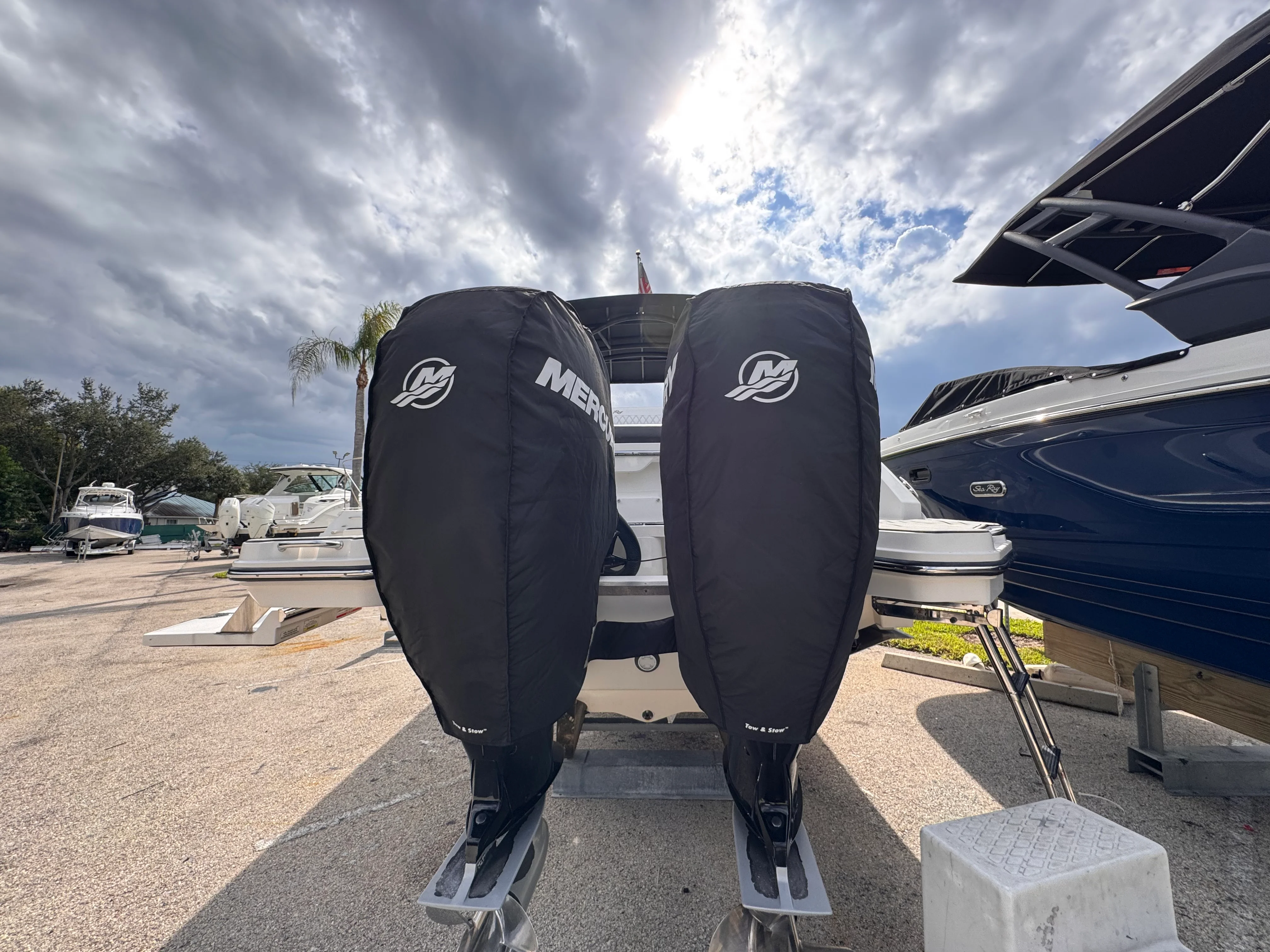 2019 Sea Ray 310 SLX OUTBOARD Image Thumbnail #4
