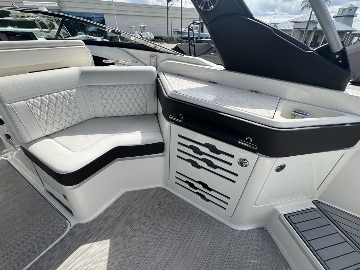 2019 Sea Ray 310 SLX OUTBOARD Image Thumbnail #23