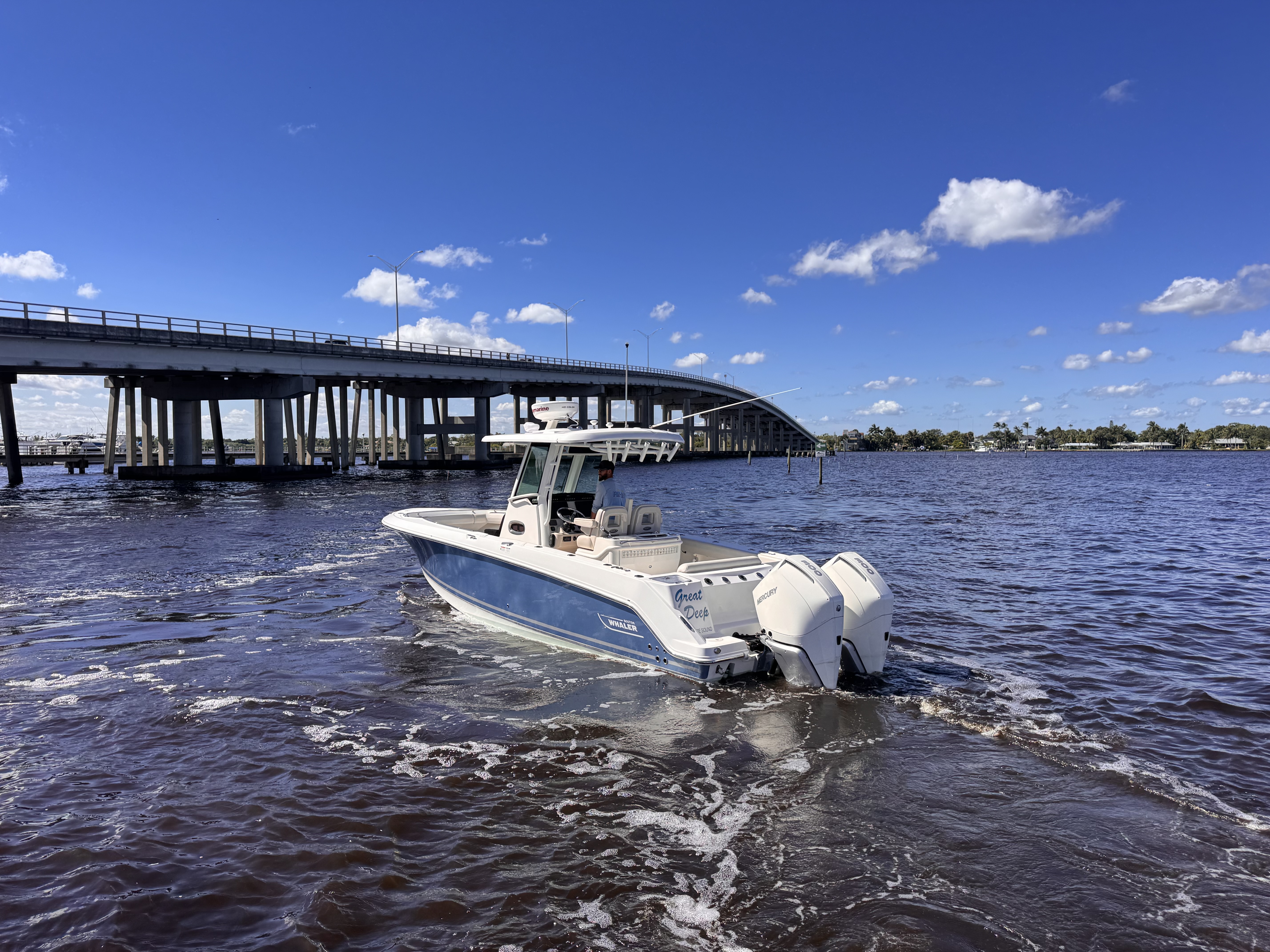 2021 Boston Whaler 280 OUTRAGE Image Thumbnail #6