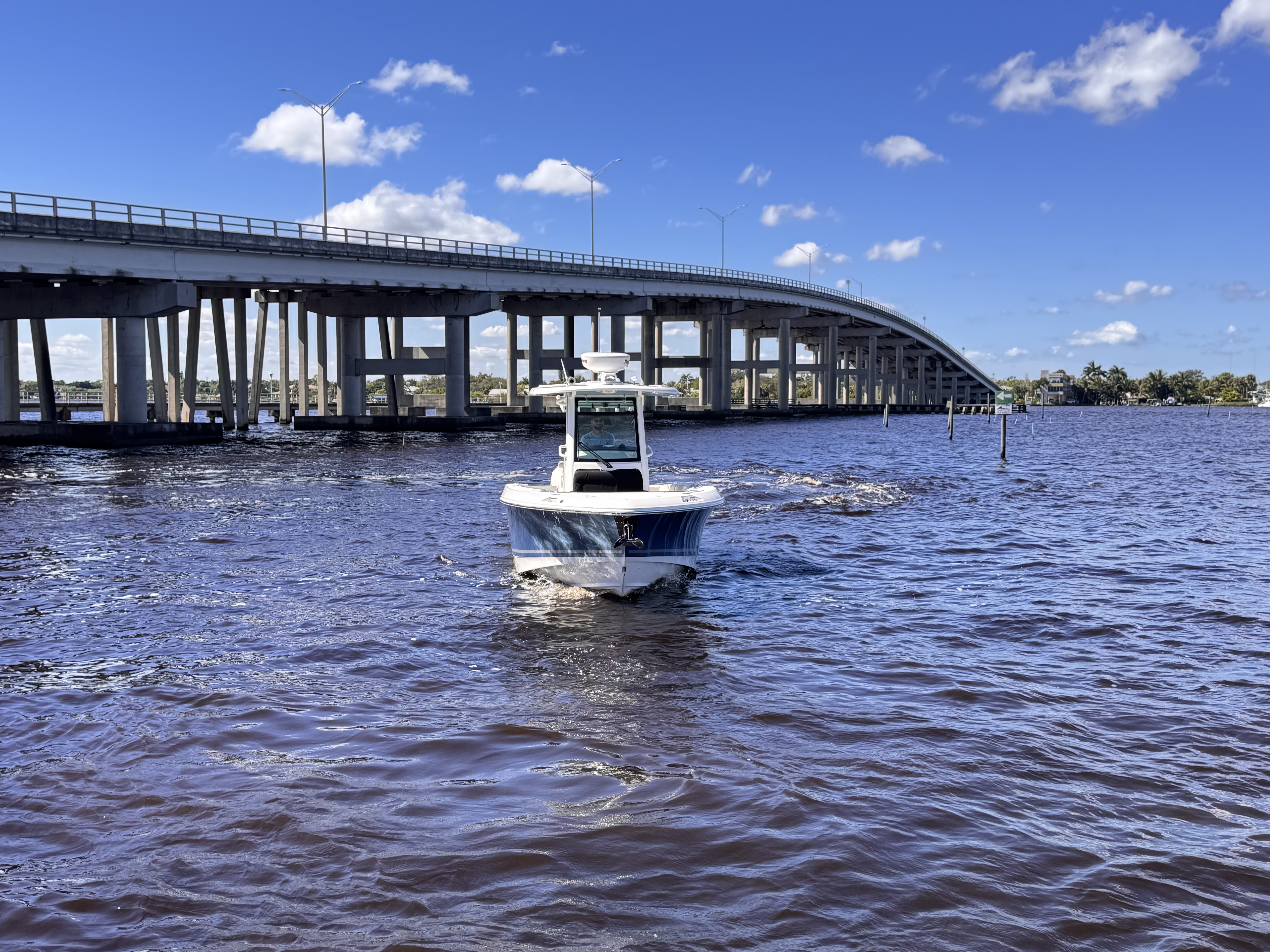 2021 Boston Whaler 280 OUTRAGE Image Thumbnail #2