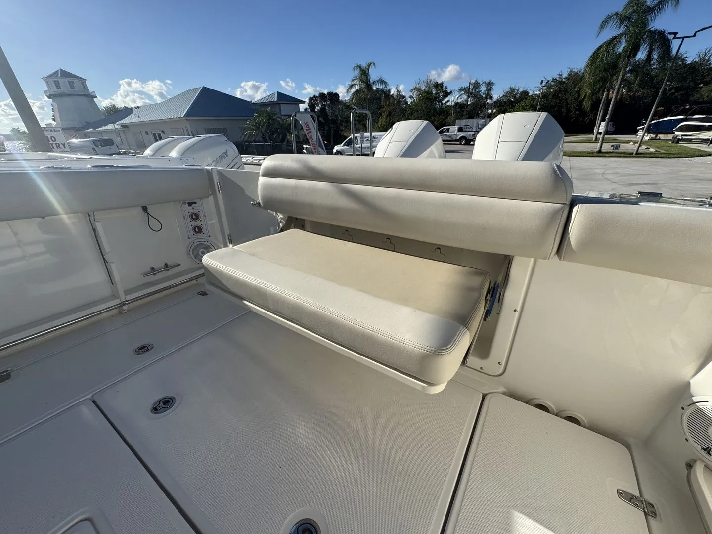2021 Boston Whaler 280 OUTRAGE Image Thumbnail #10