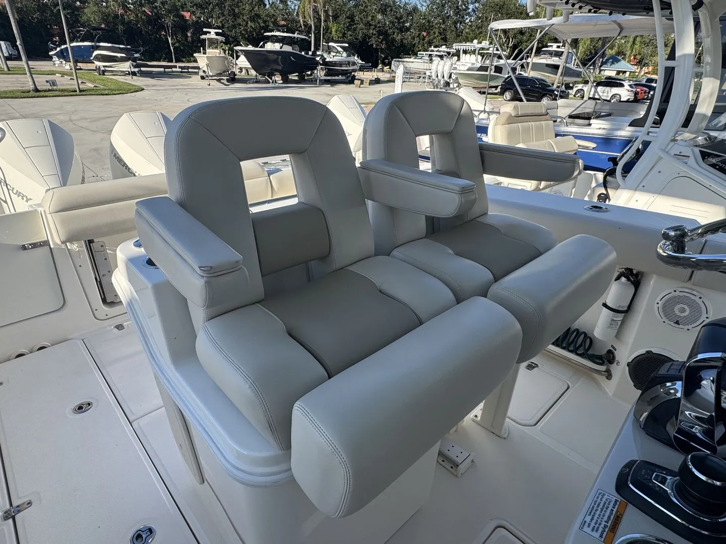 2021 Boston Whaler 280 OUTRAGE Image Thumbnail #18