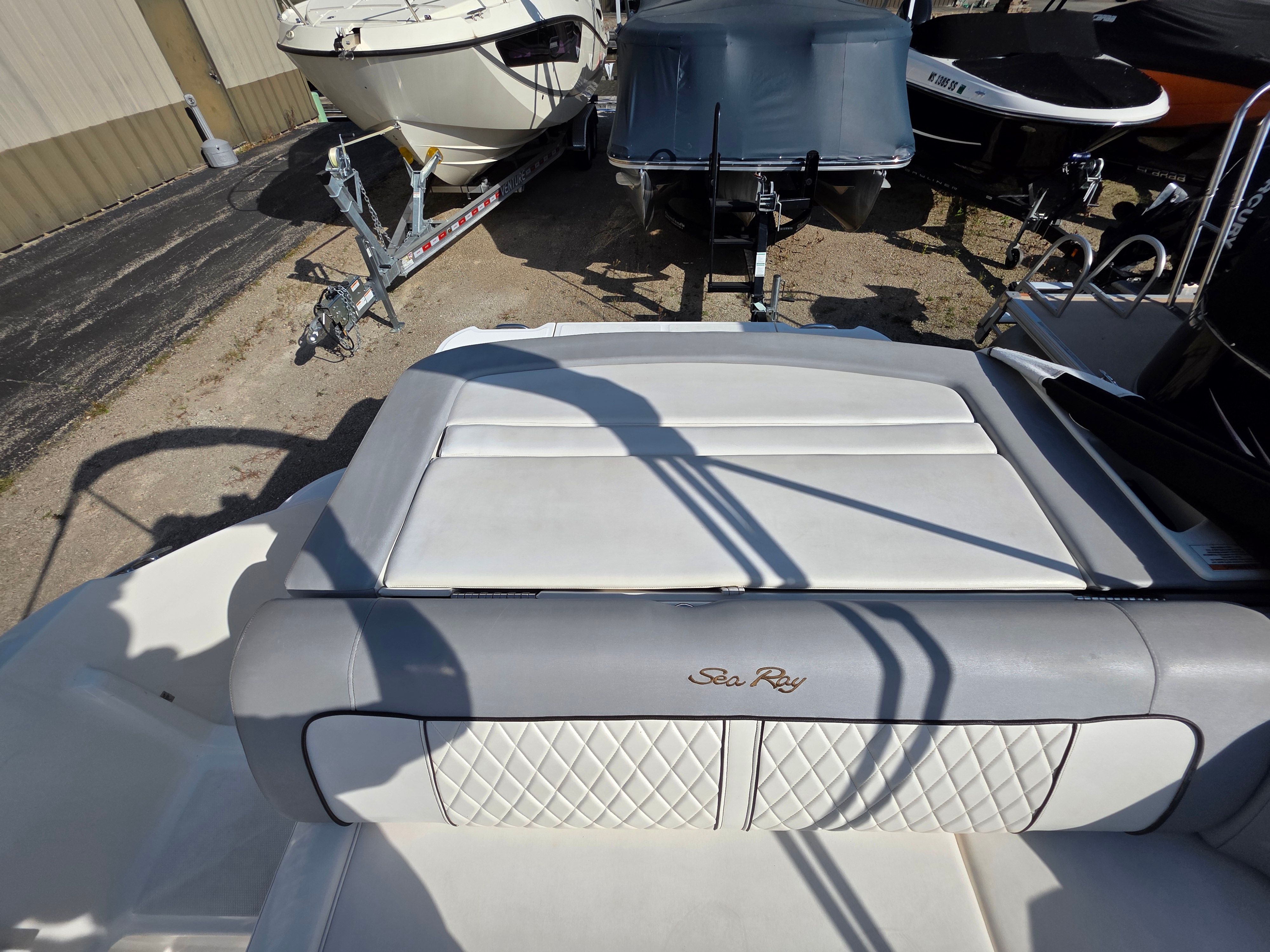 2017 Sea Ray 220 SDX Image Thumbnail #14