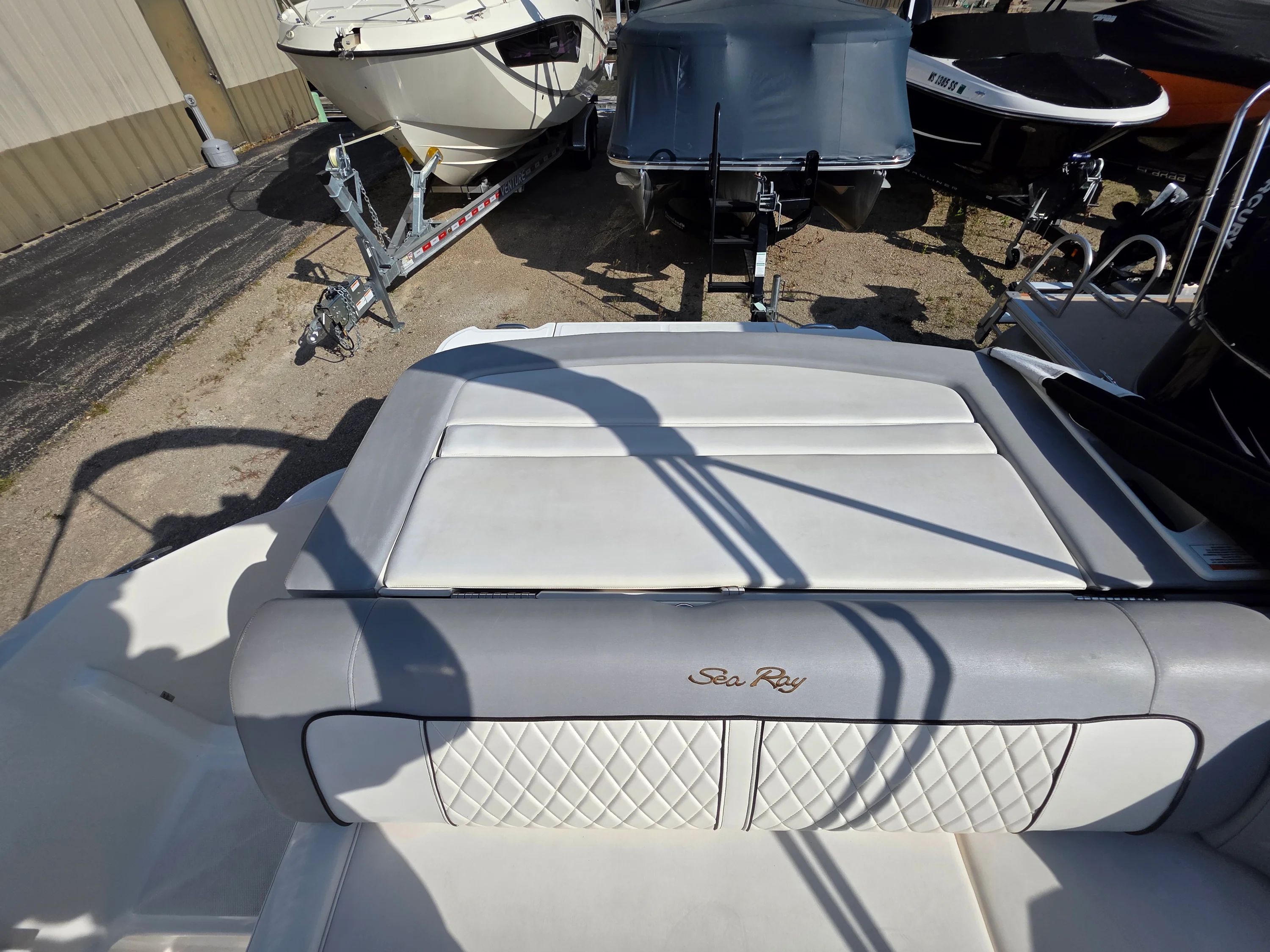 2017 Sea Ray 220 SDX Image Thumbnail #14