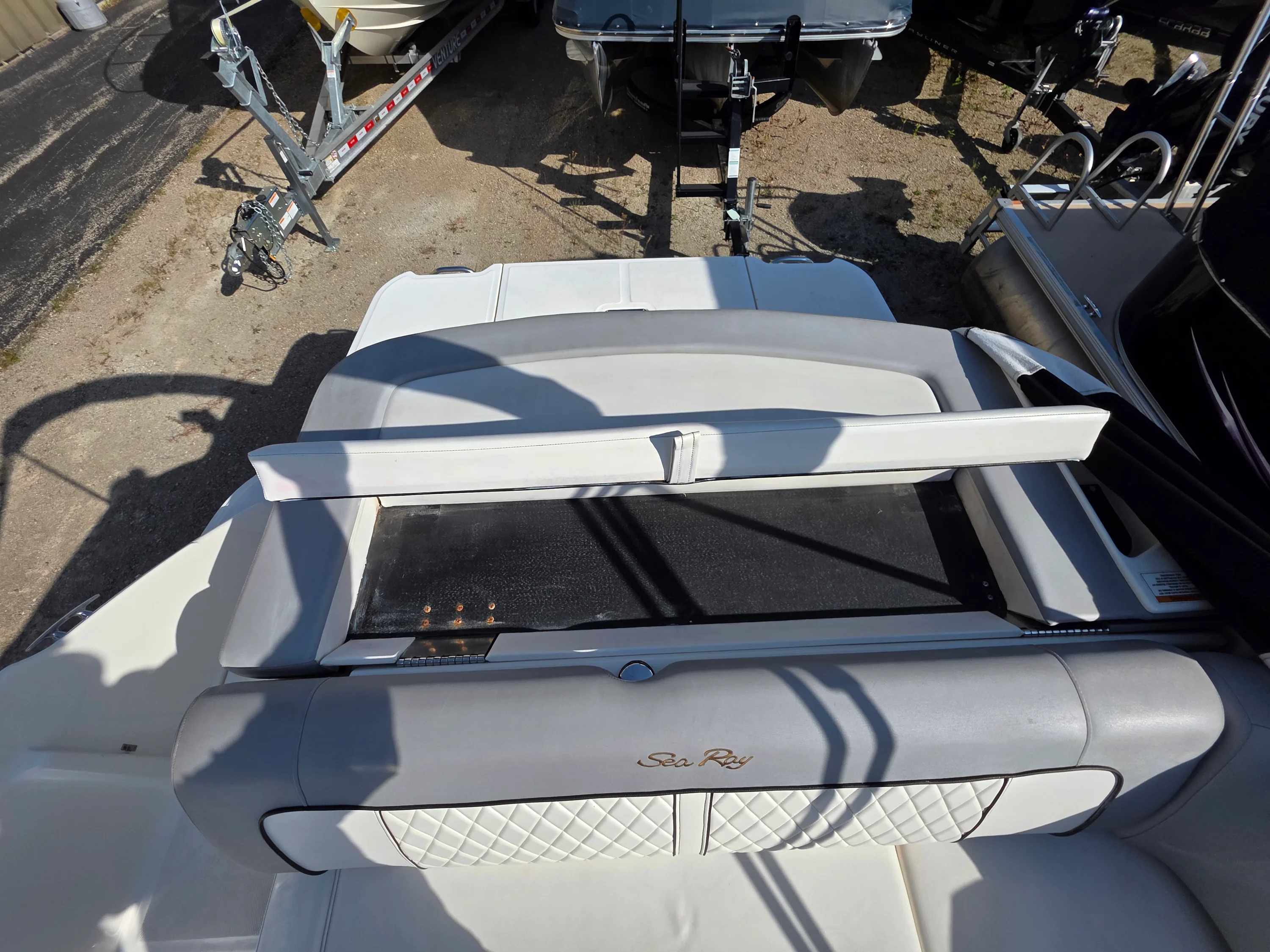 2017 Sea Ray 220 SDX Image Thumbnail #15