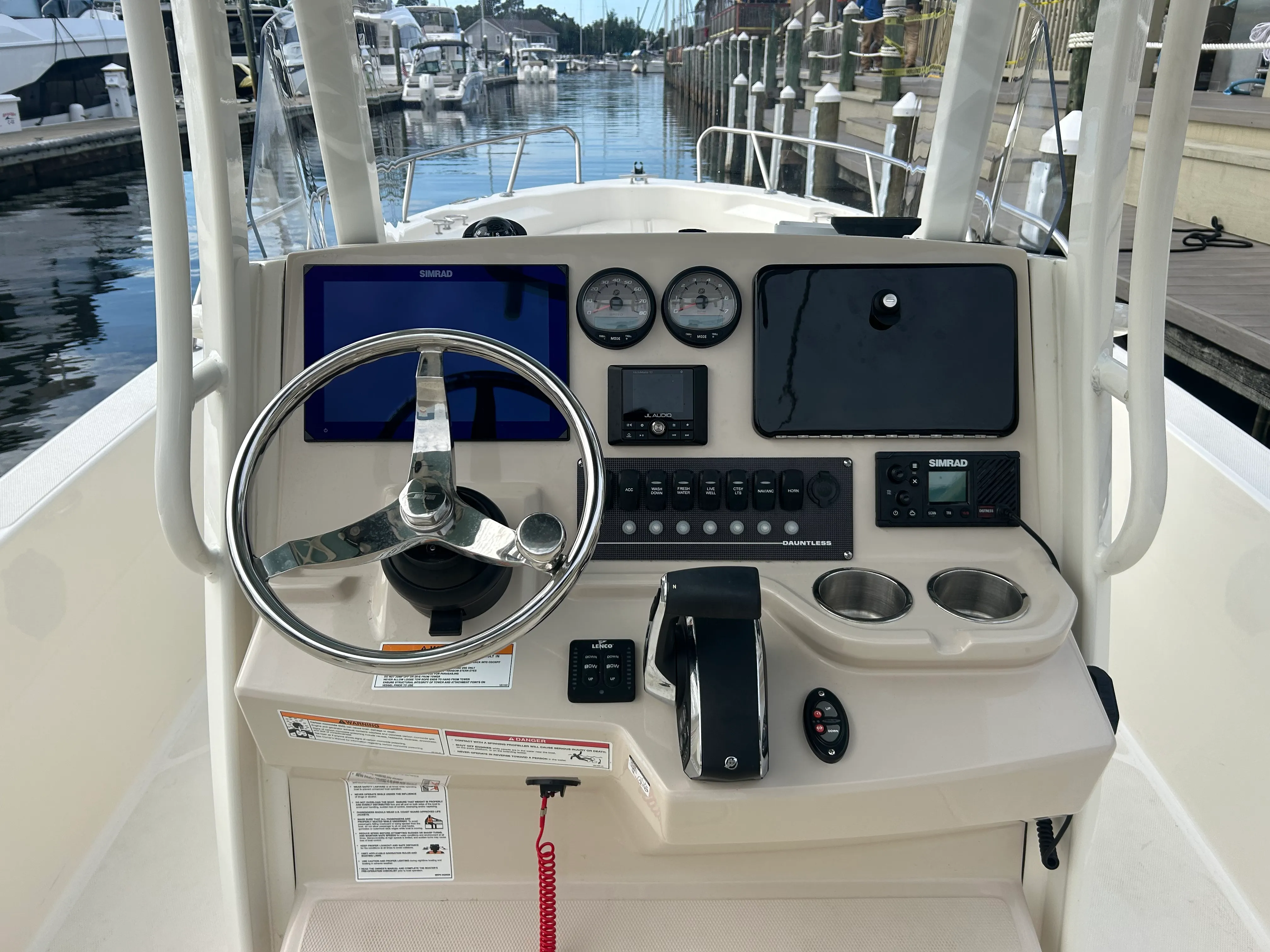 2024 Boston Whaler 25 DAUNTLESS Image Thumbnail #20