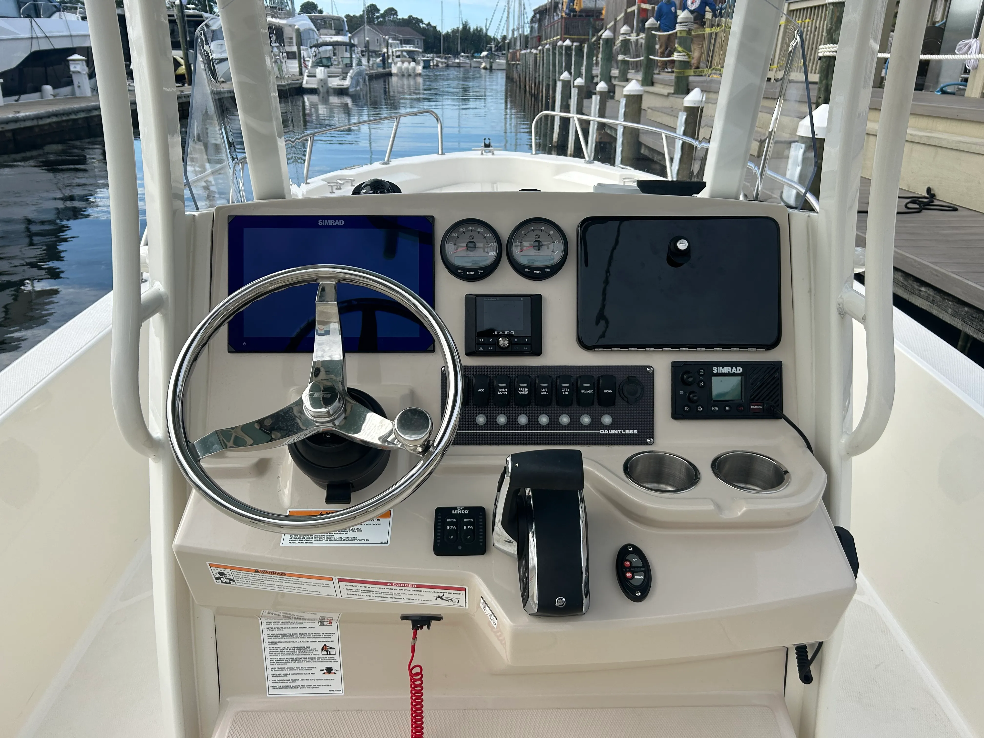 2024 Boston Whaler 25 DAUNTLESS Image Thumbnail #18