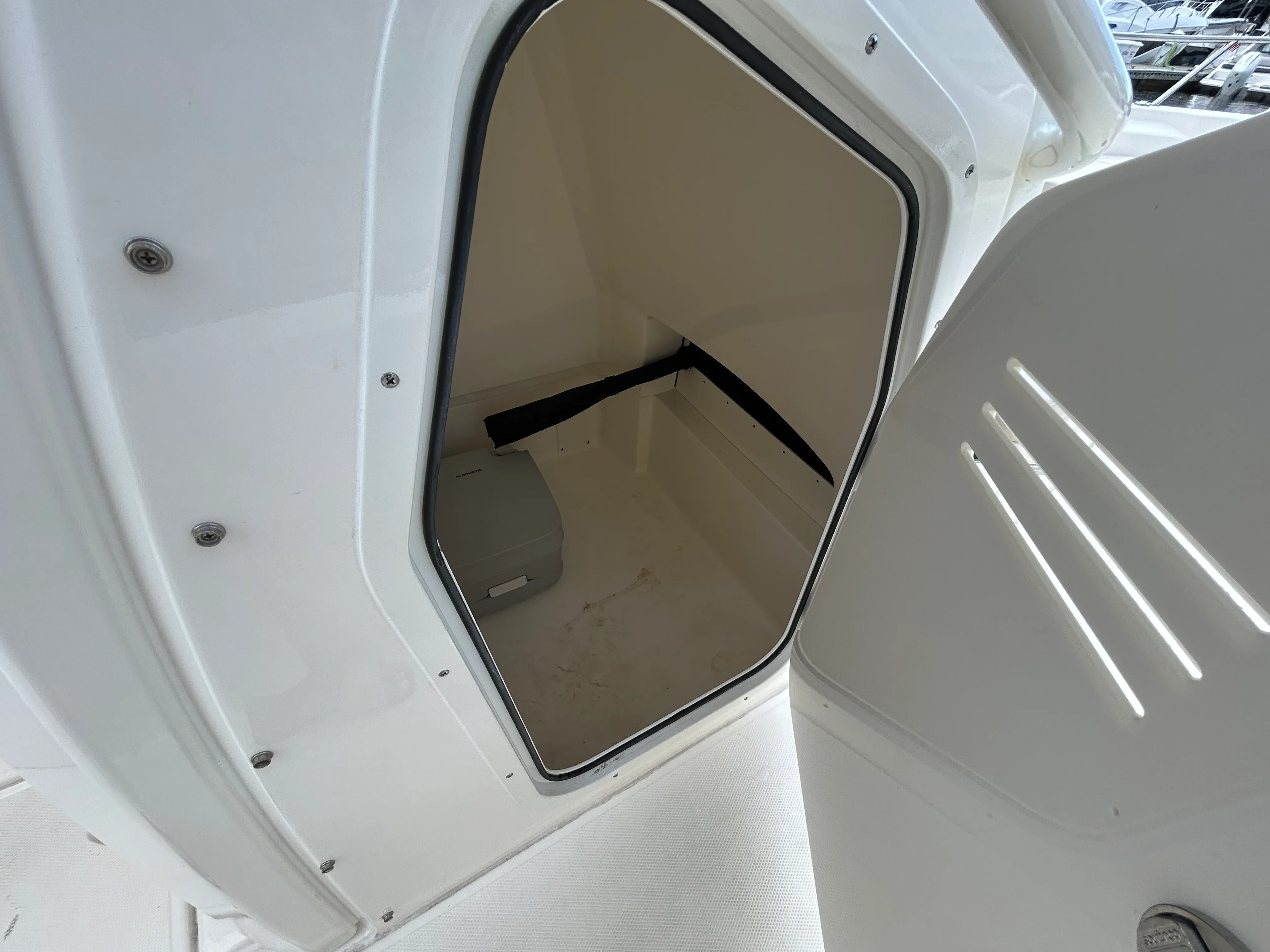 2024 Boston Whaler 25 DAUNTLESS Image Thumbnail #25