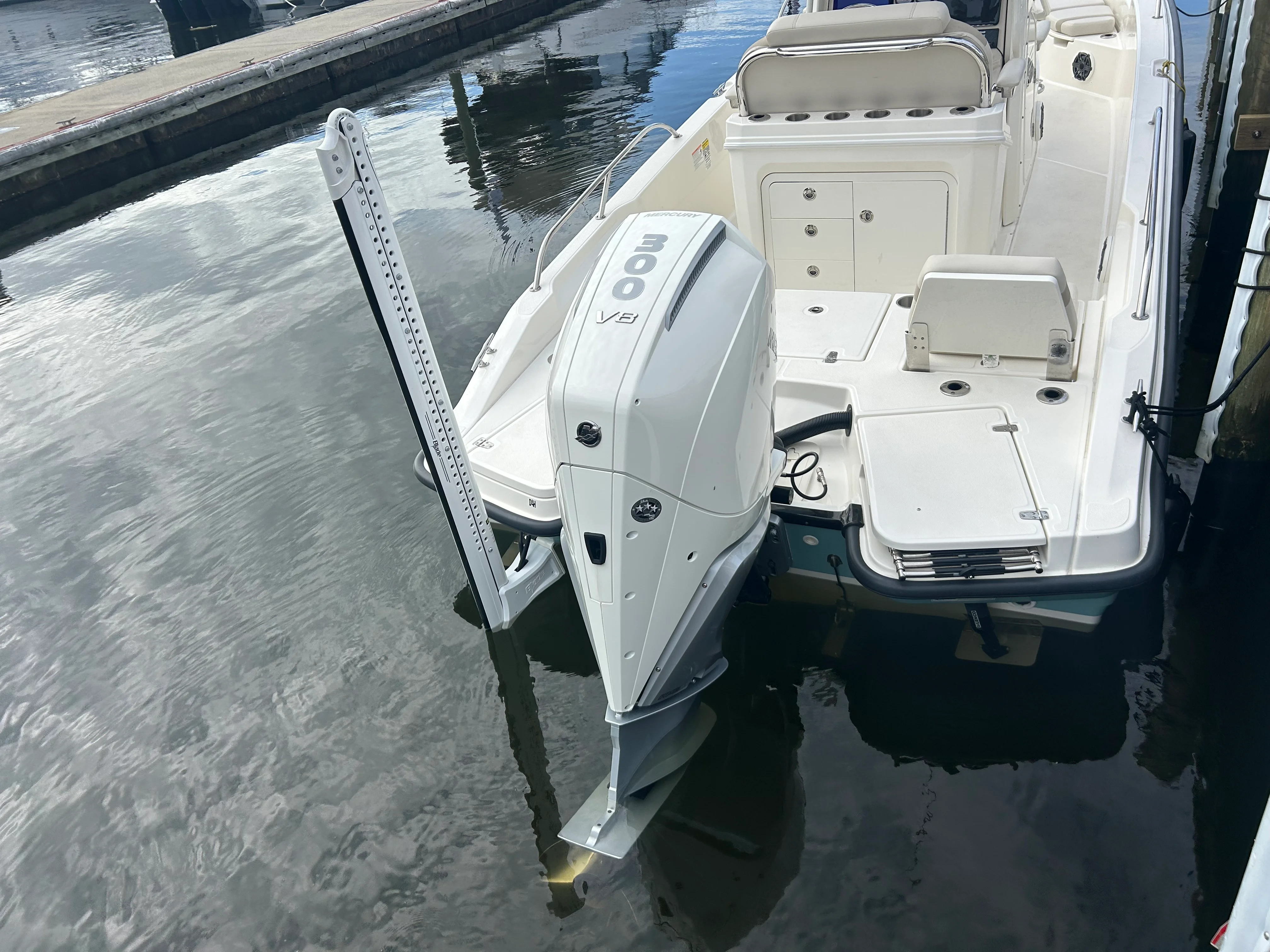 2024 Boston Whaler 250 DAUNTLESS Image Thumbnail #7