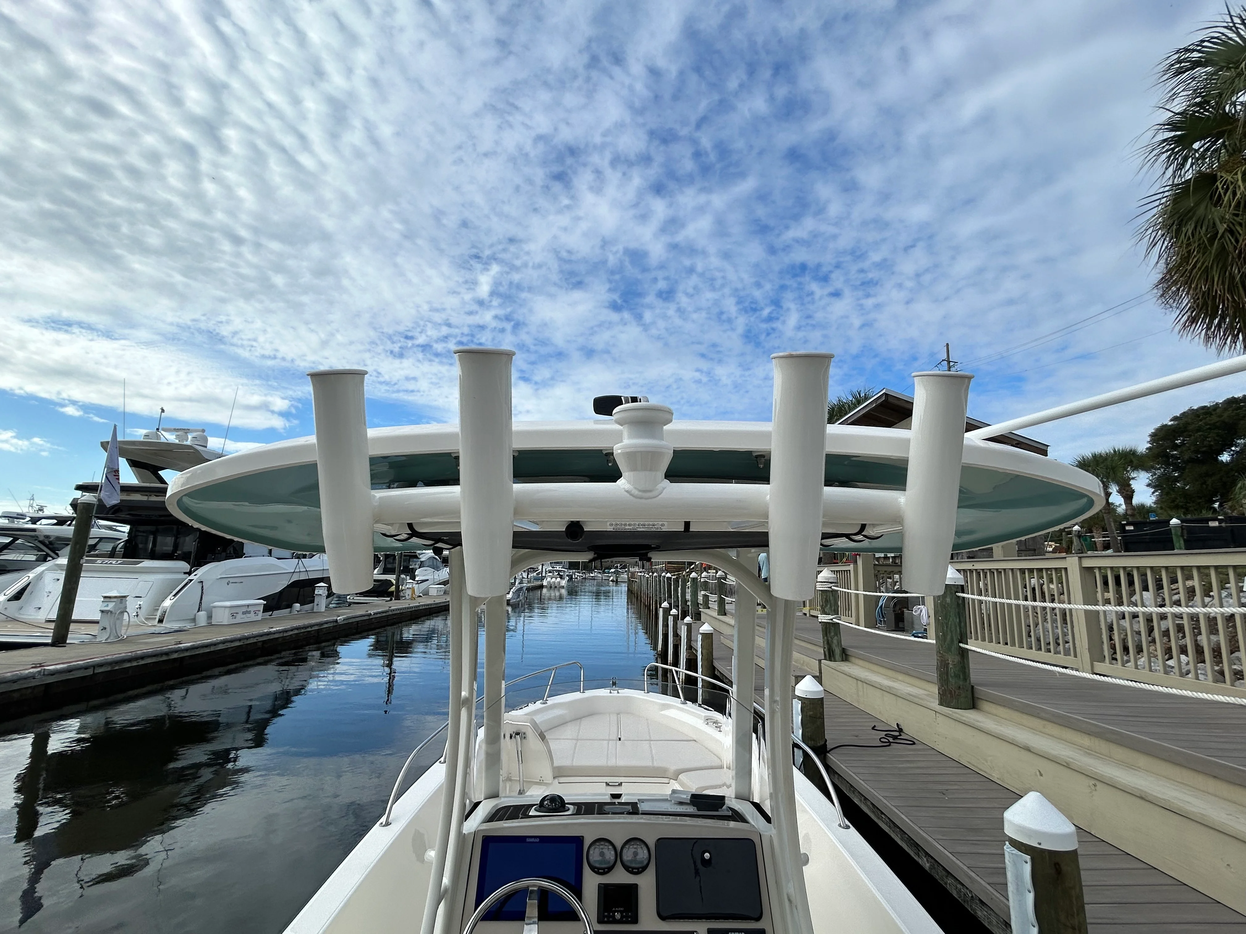 2024 Boston Whaler 250 DAUNTLESS Image Thumbnail #9