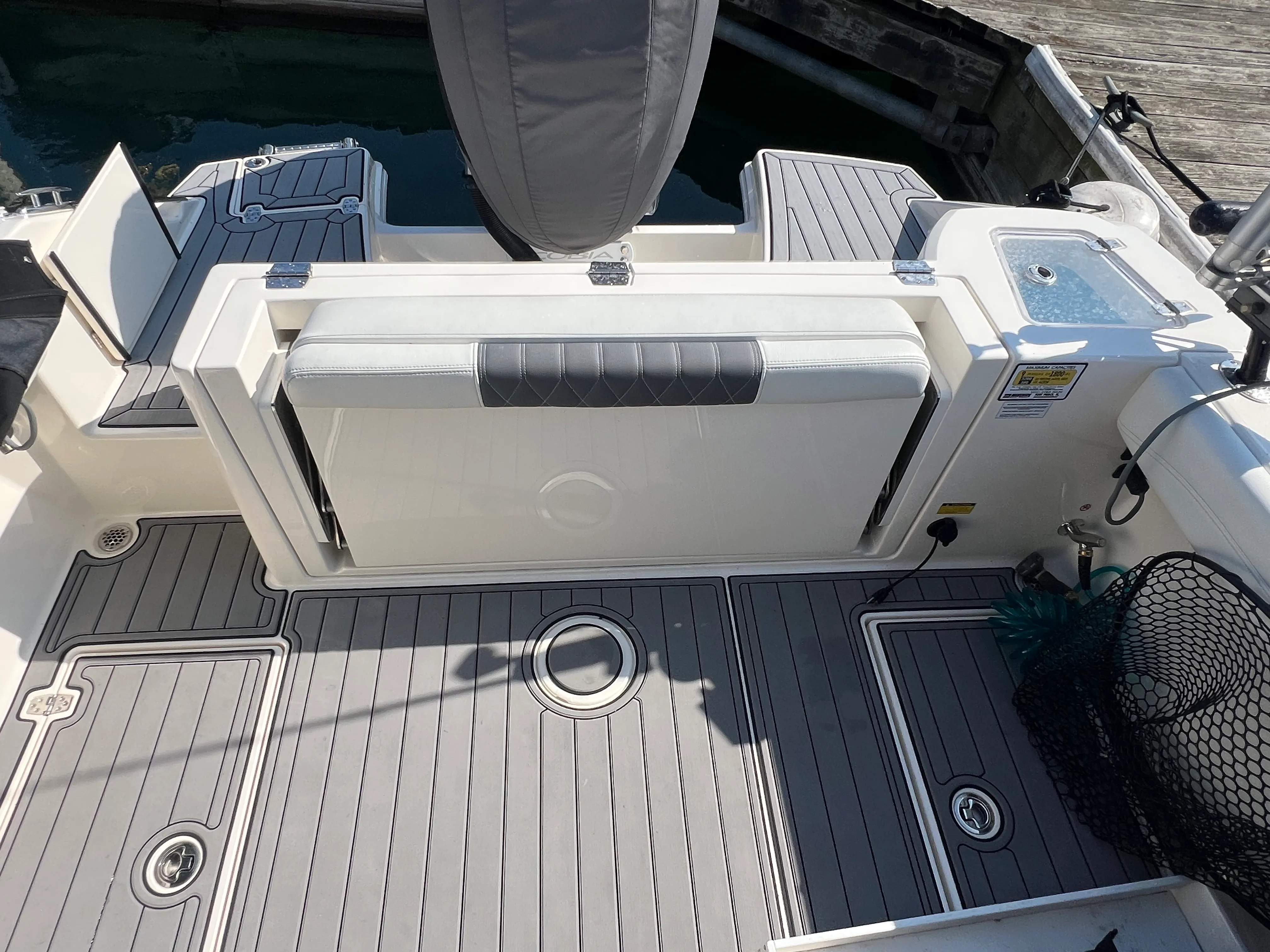 2022 Cobia 240 DUAL CONSOLE Image Thumbnail #13