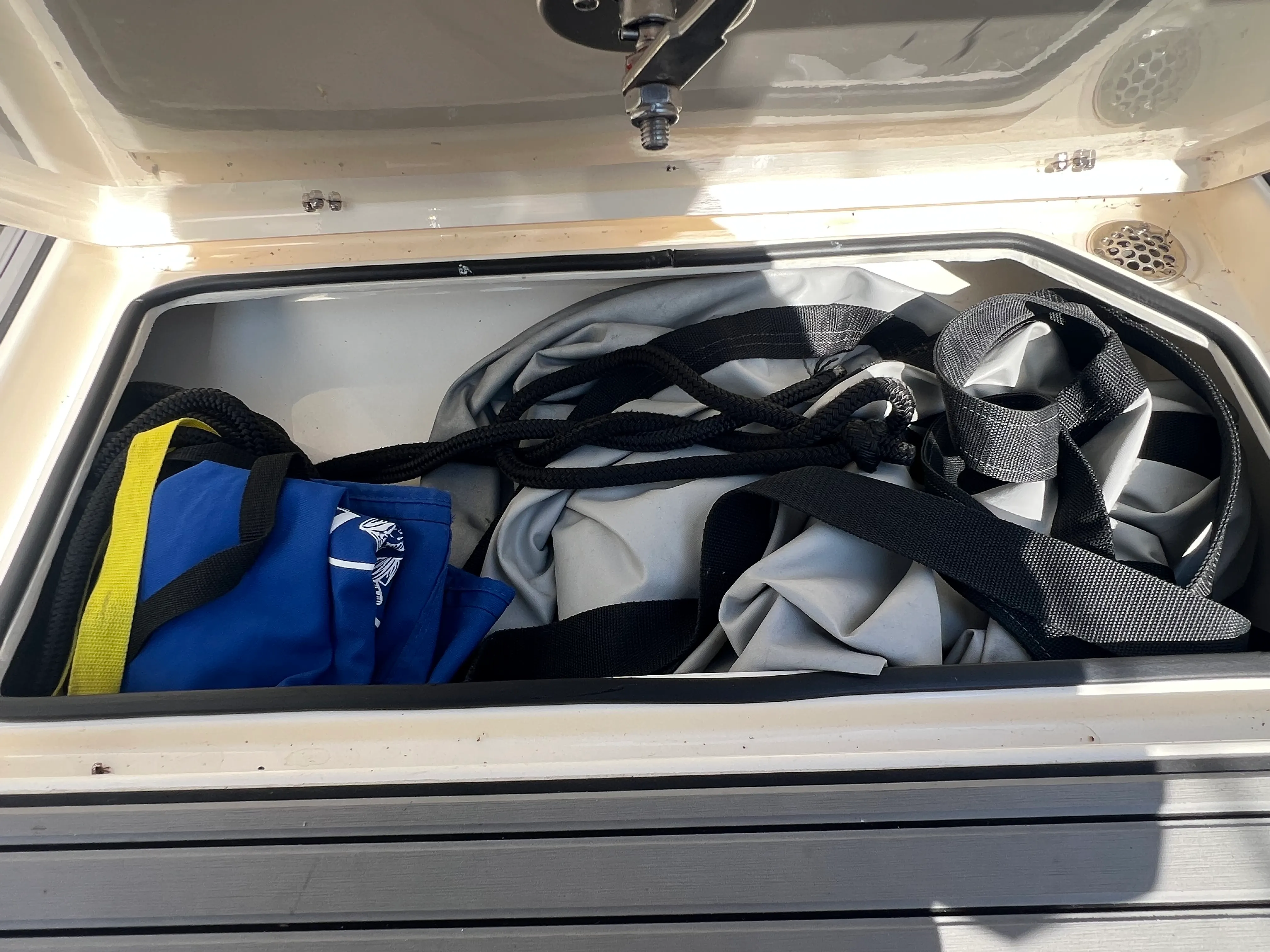 2022 Cobia 240 DUAL CONSOLE Image Thumbnail #35