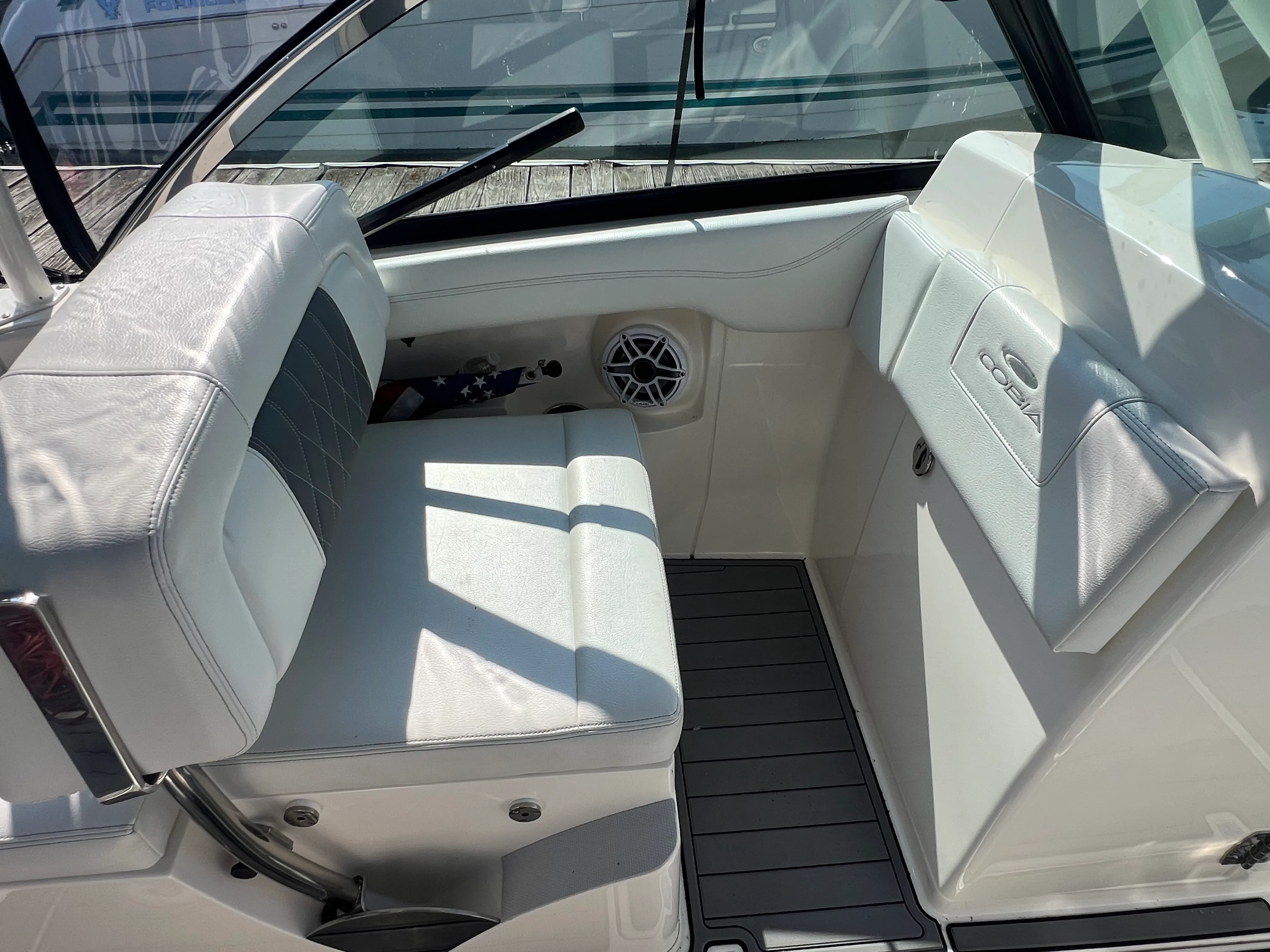 2022 Cobia 240 DUAL CONSOLE Image Thumbnail #17