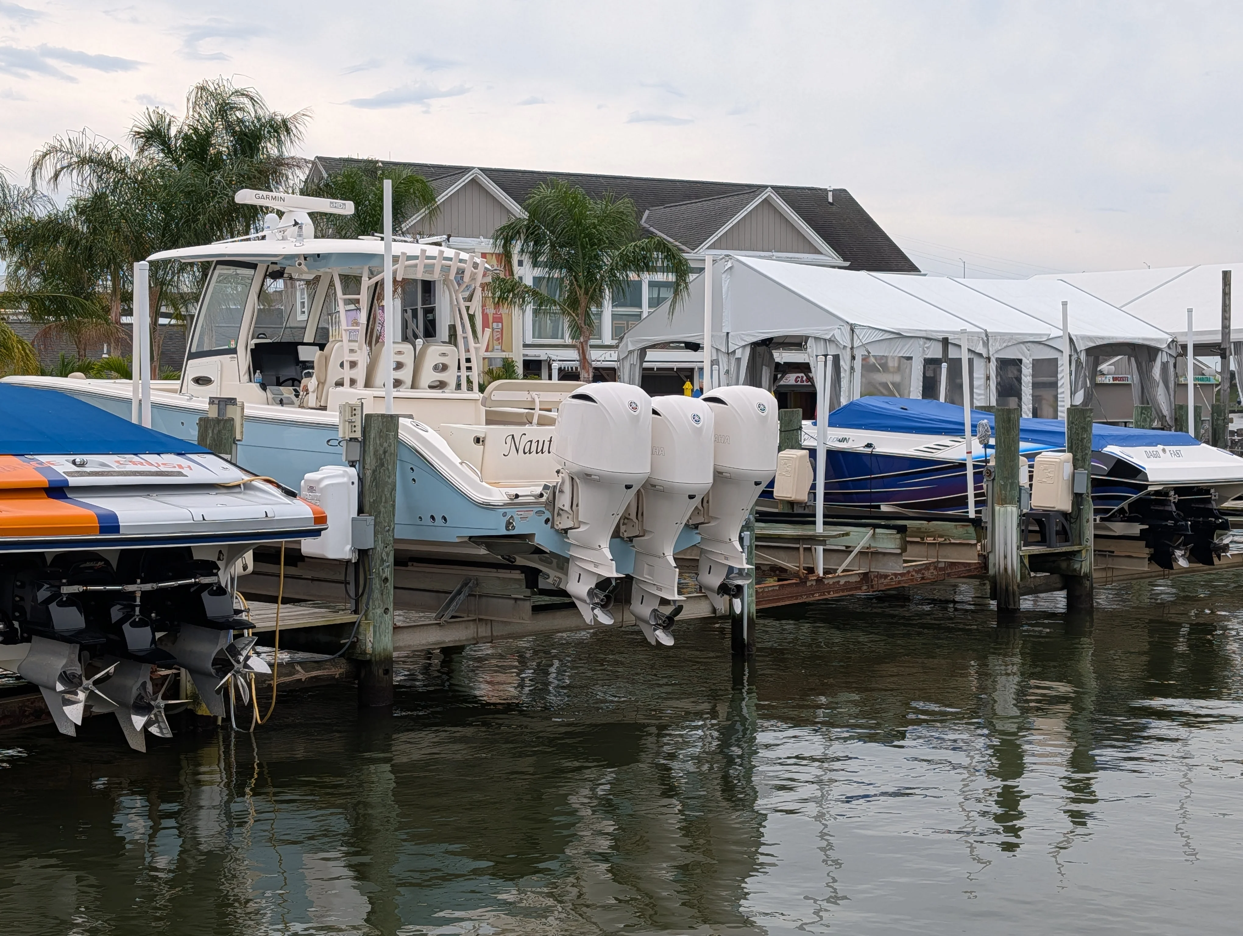 2019 Cobia 344 CC Image Thumbnail #4