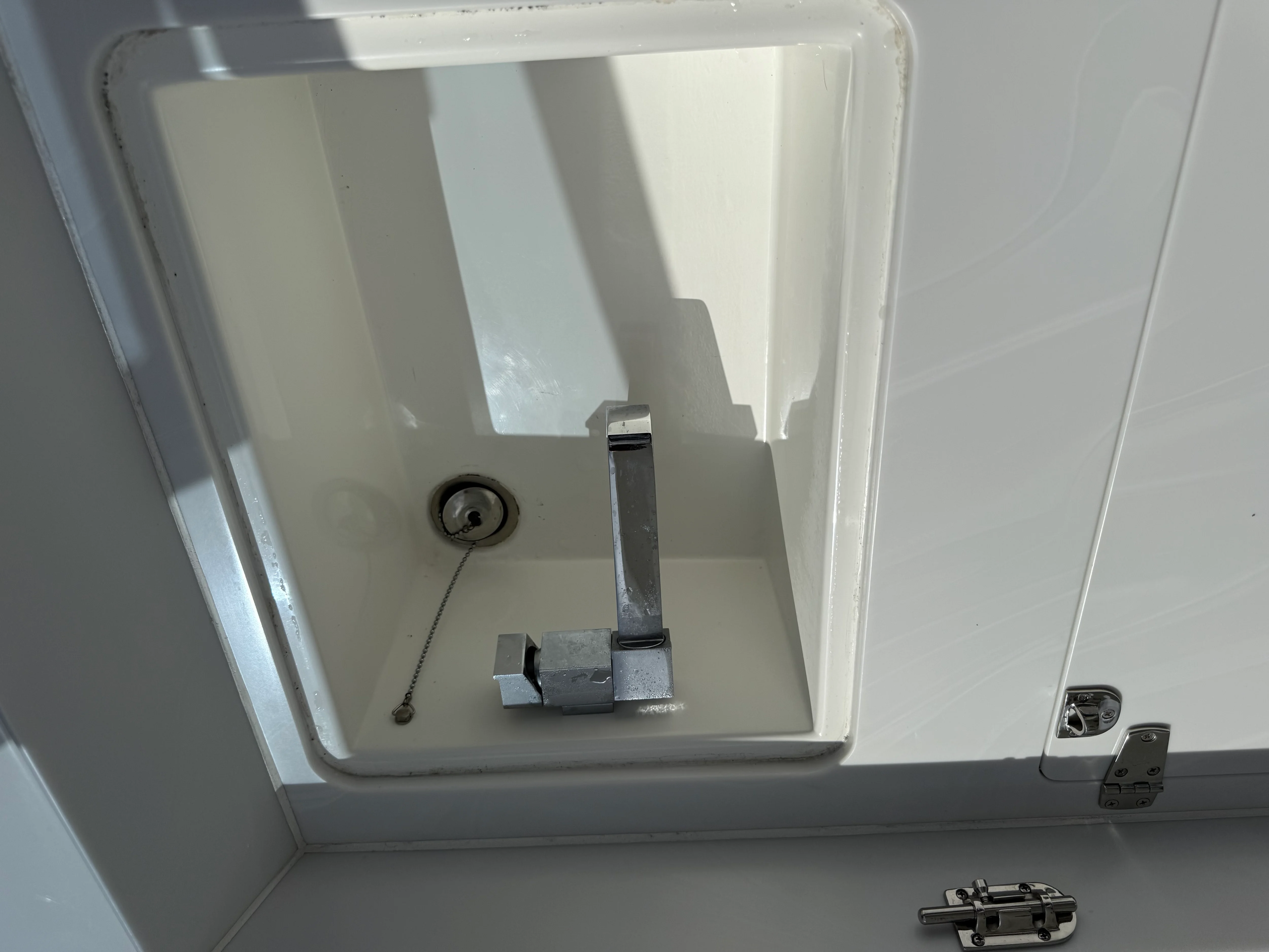 2024 Aquila 32 Sport Image Thumbnail #28