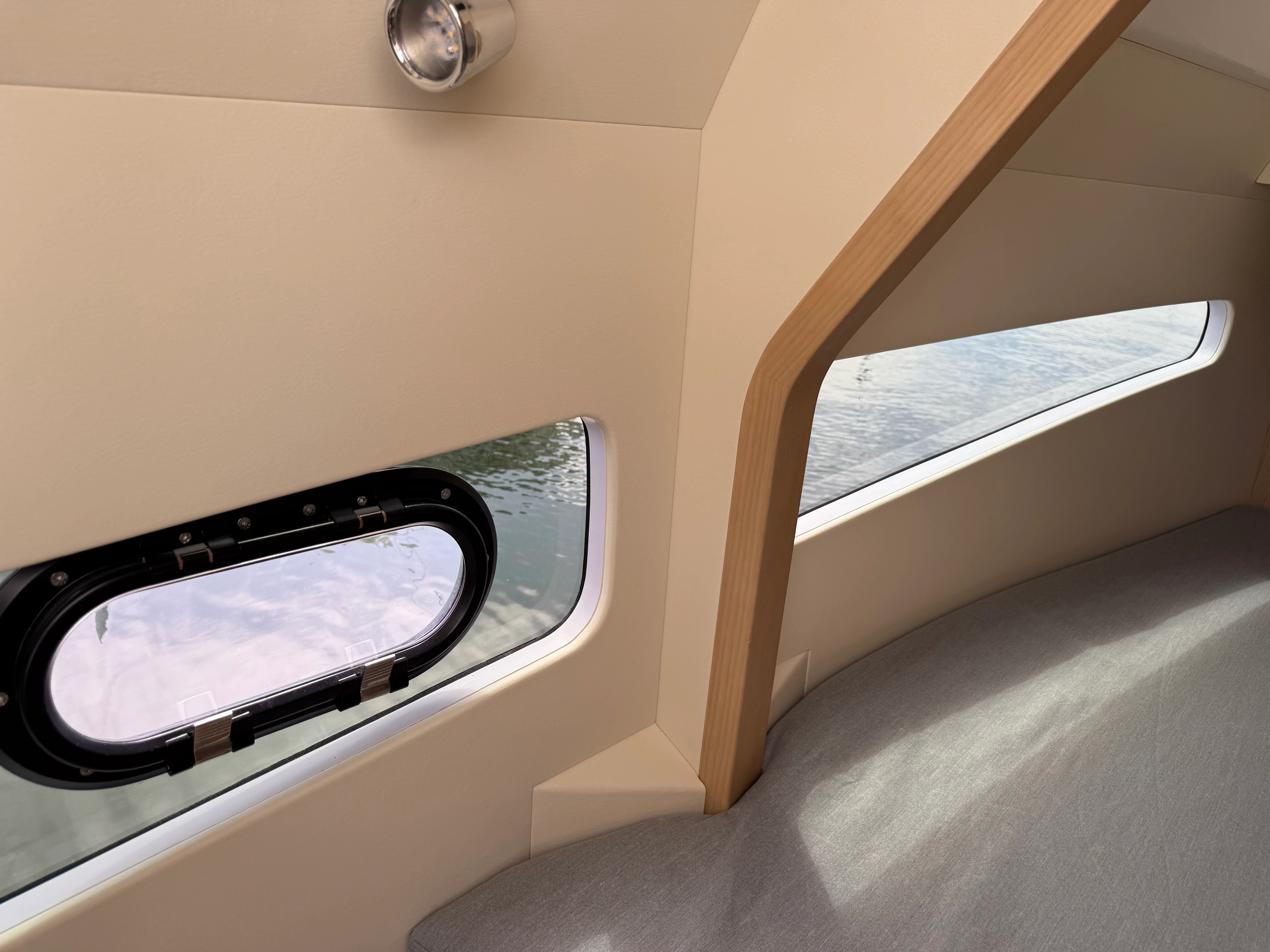 2024 Aquila 32 Sport Image Thumbnail #22