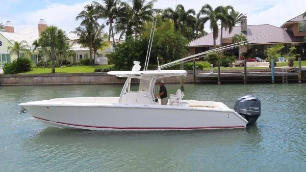 2013 Jupiter 34 Image Thumbnail #3