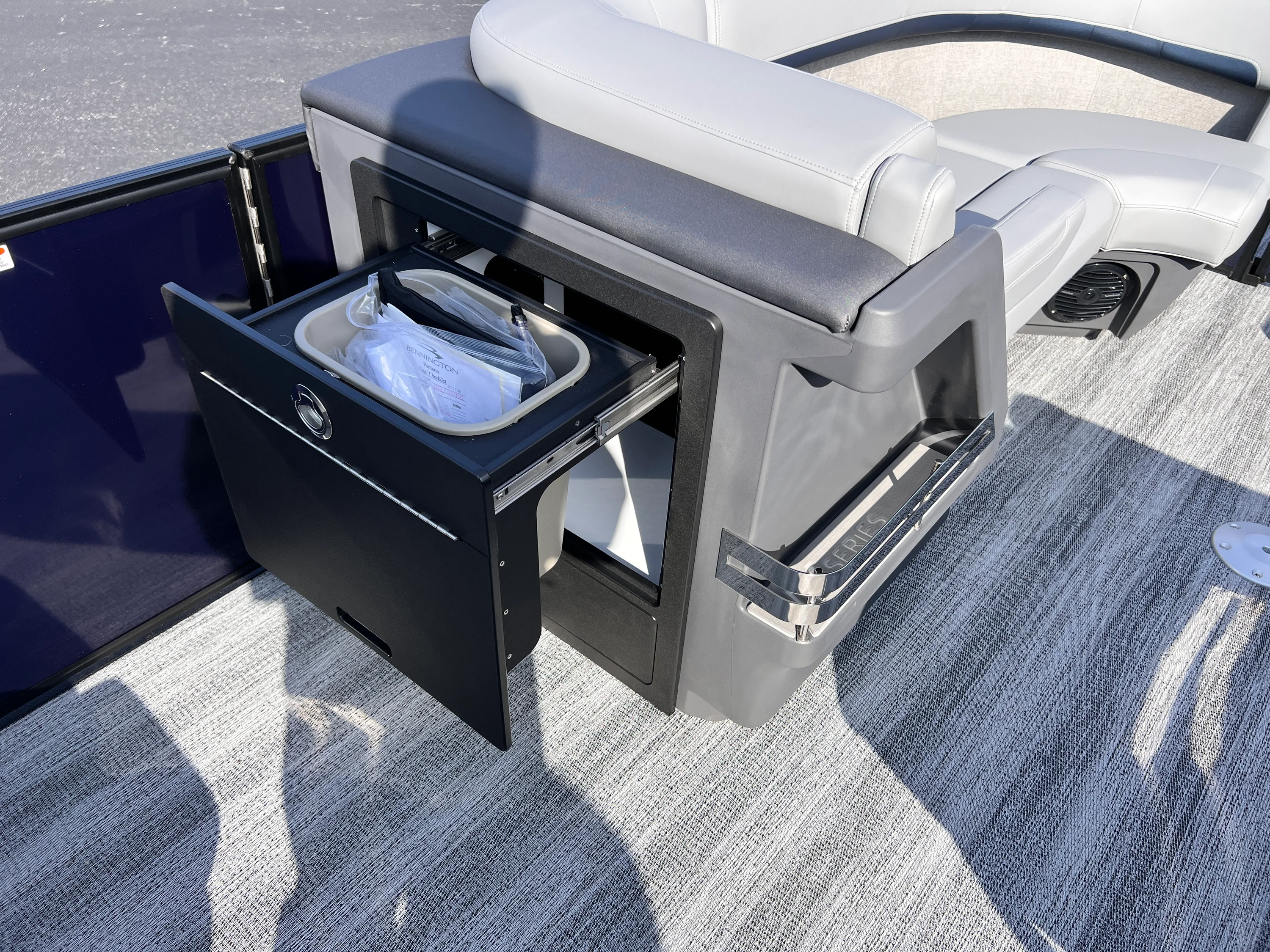 2026 Bennington 23MSB Image Thumbnail #12