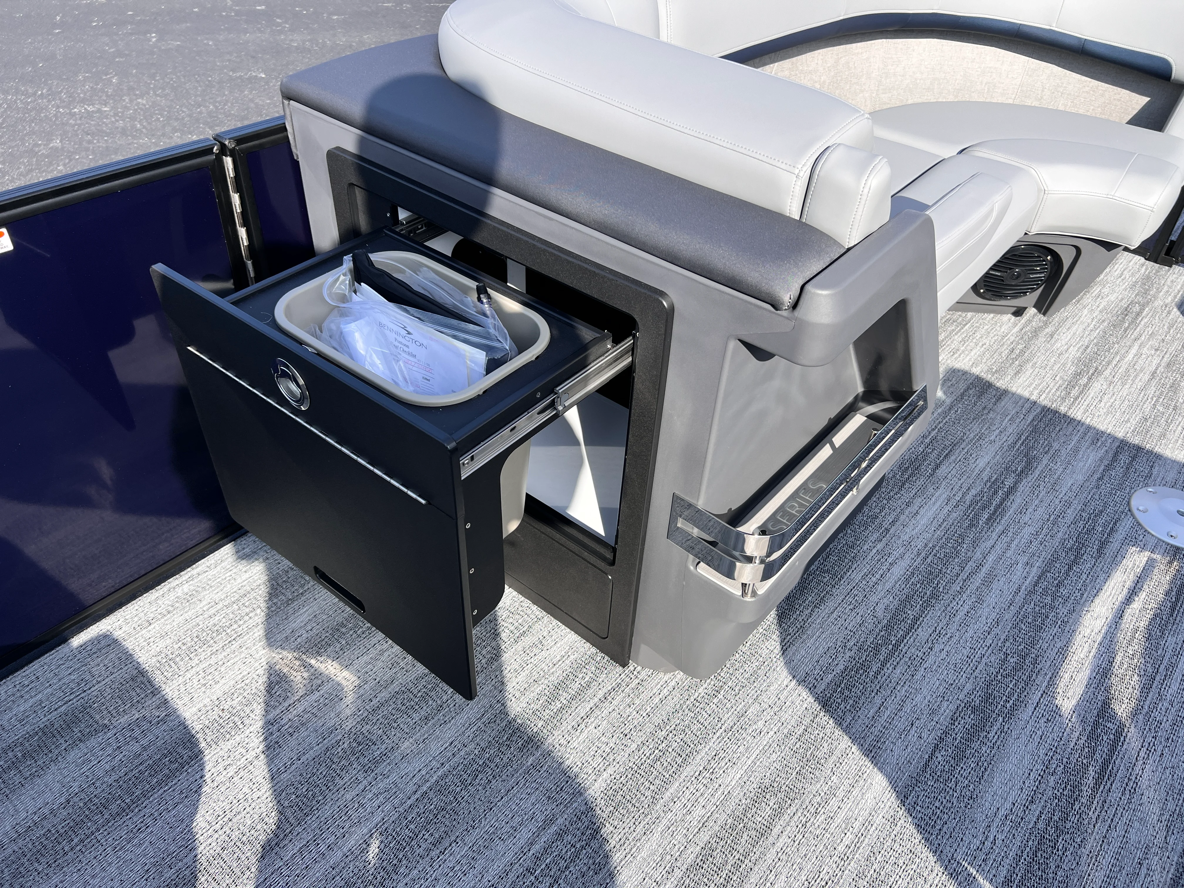 2026 Bennington 23MSB Image Thumbnail #12